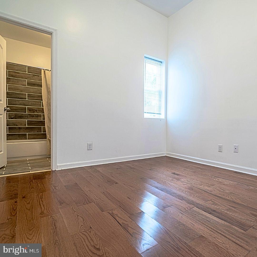 BELMONT - Commercial Sale