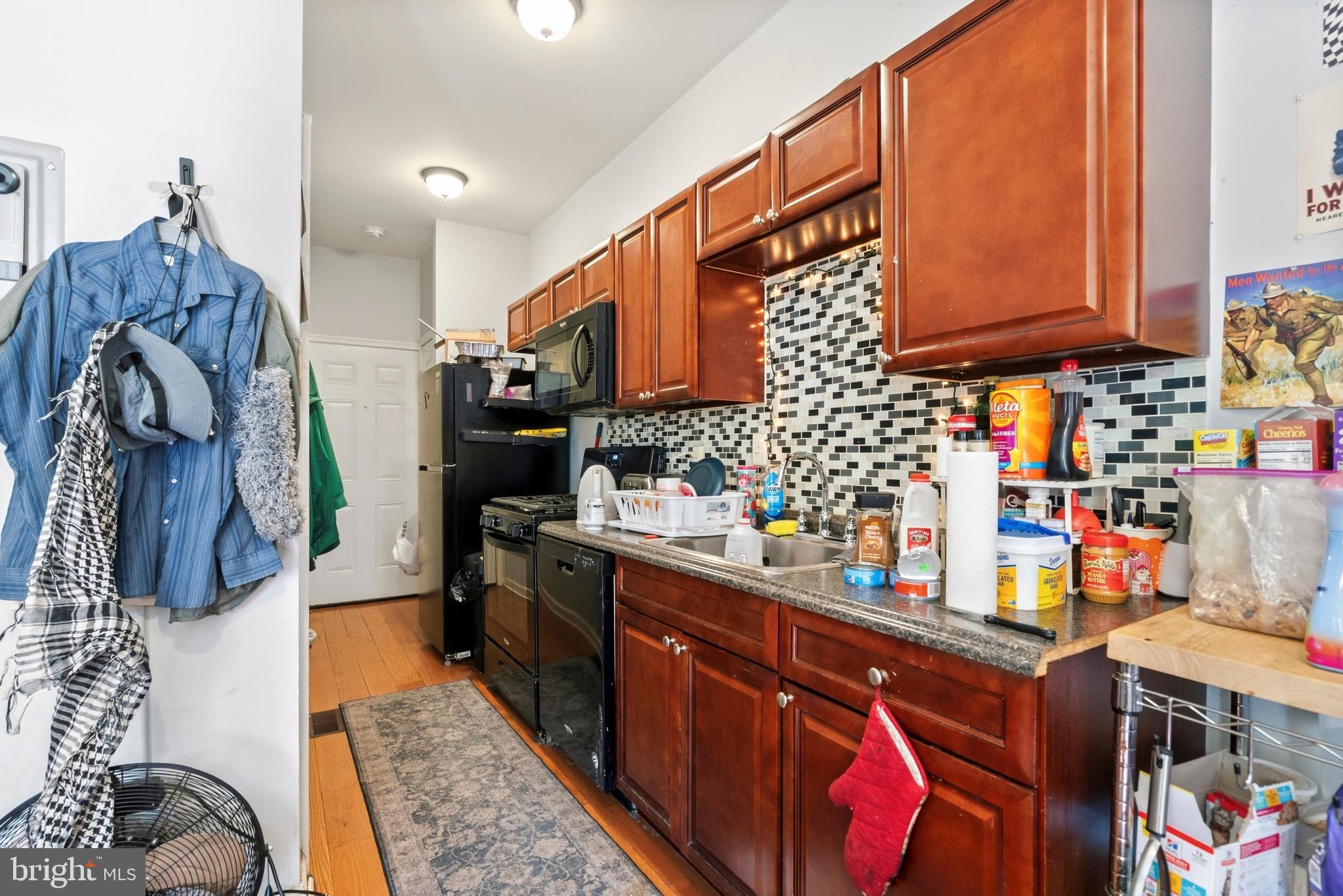 BELMONT - Commercial Sale