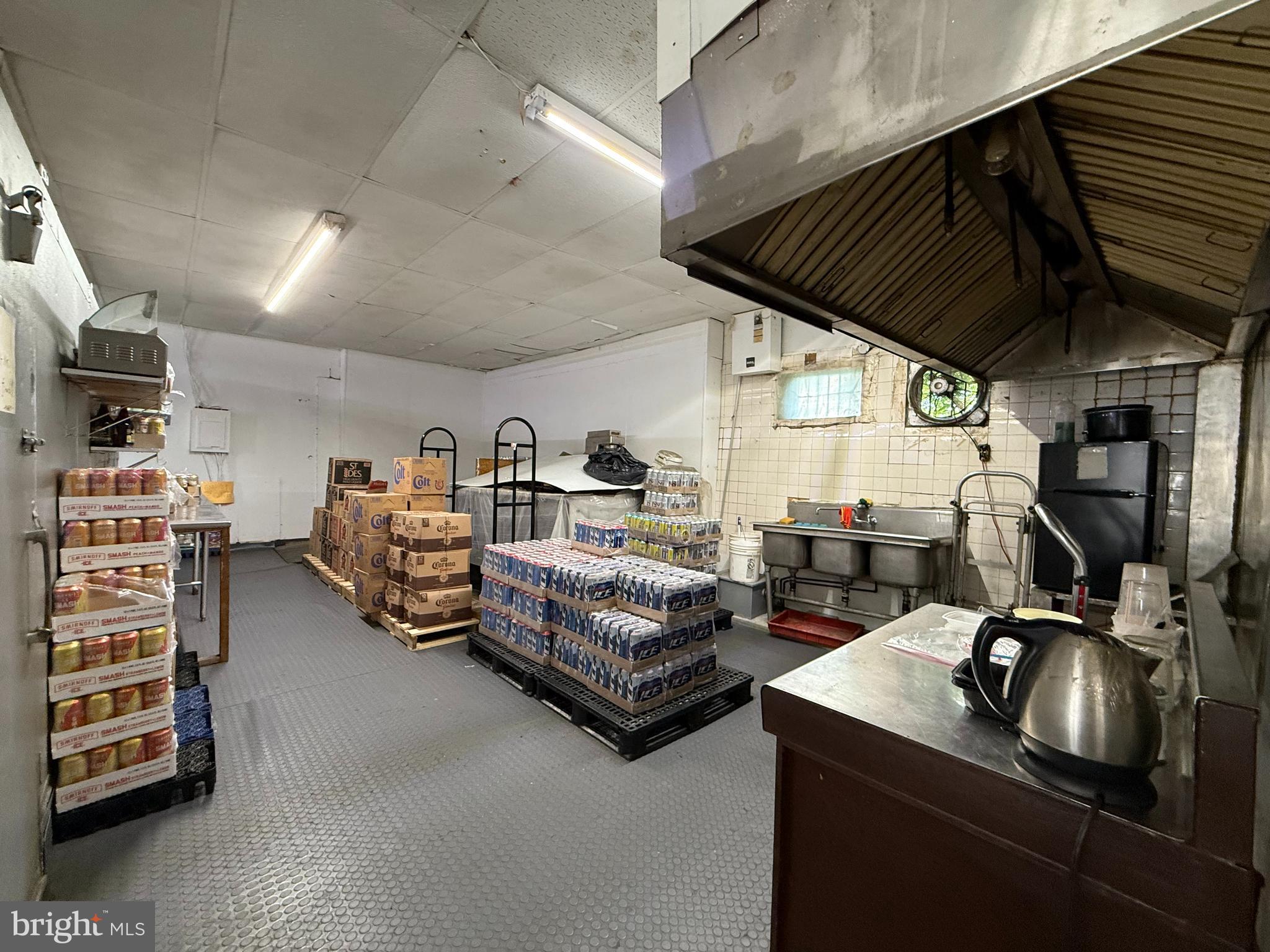 CHESTER CITY - Commercial Sale