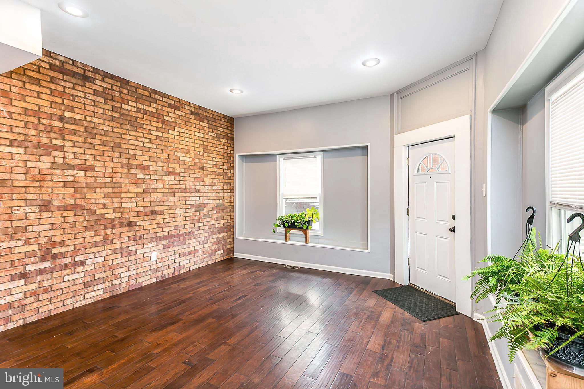 HIGHLANDTOWN - Residential