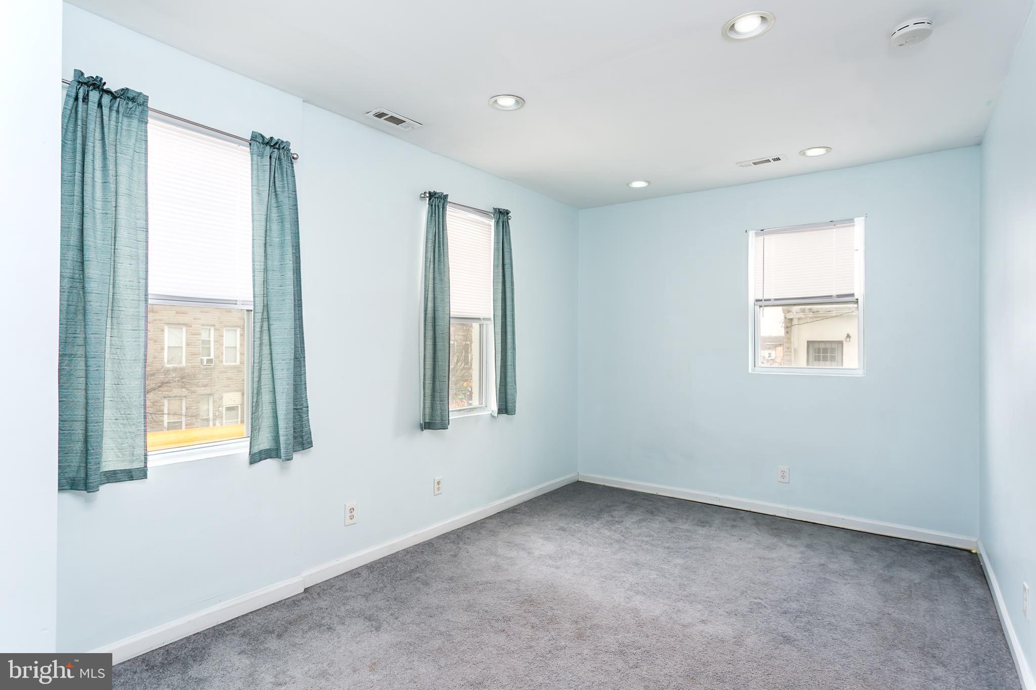 HIGHLANDTOWN - Residential