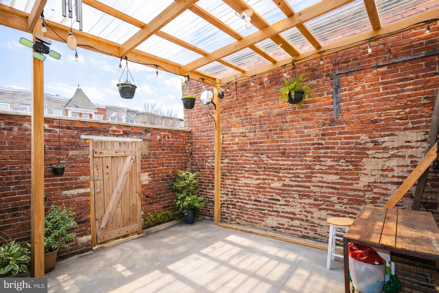 HIGHLANDTOWN - Residential