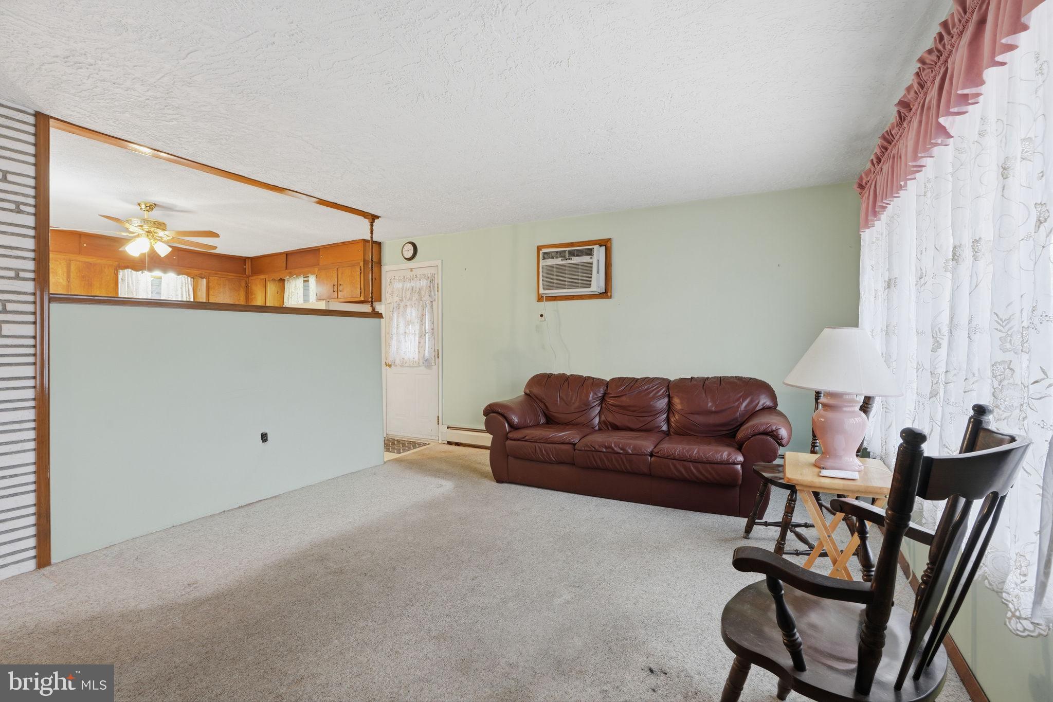 MAPLE SHADE - Residential