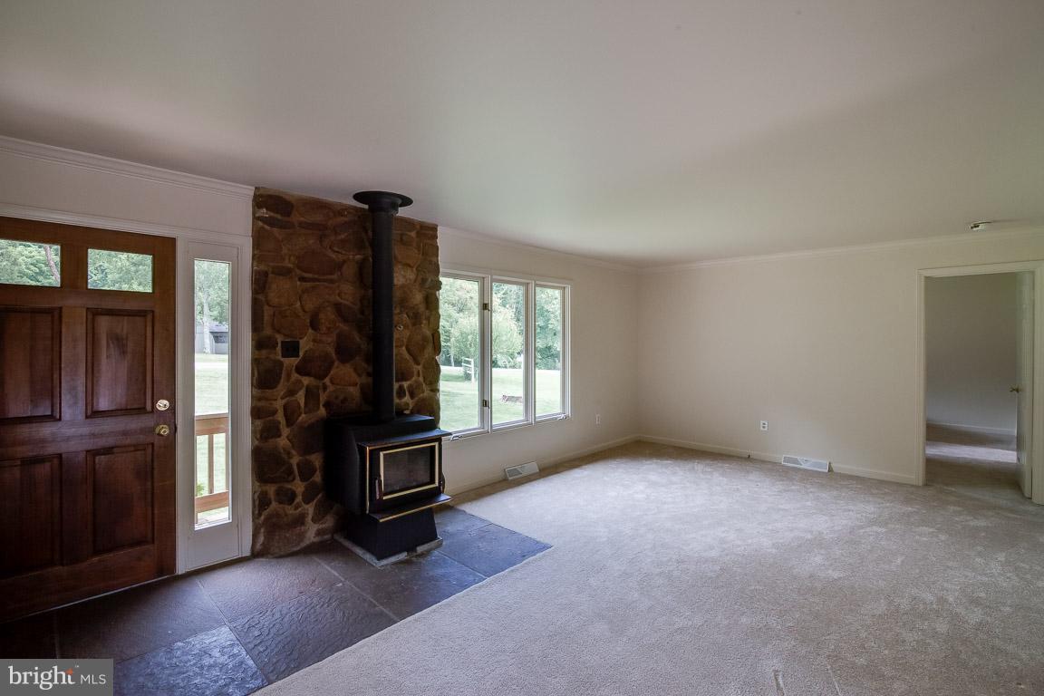 WARRENTON VILLAGE - Residential