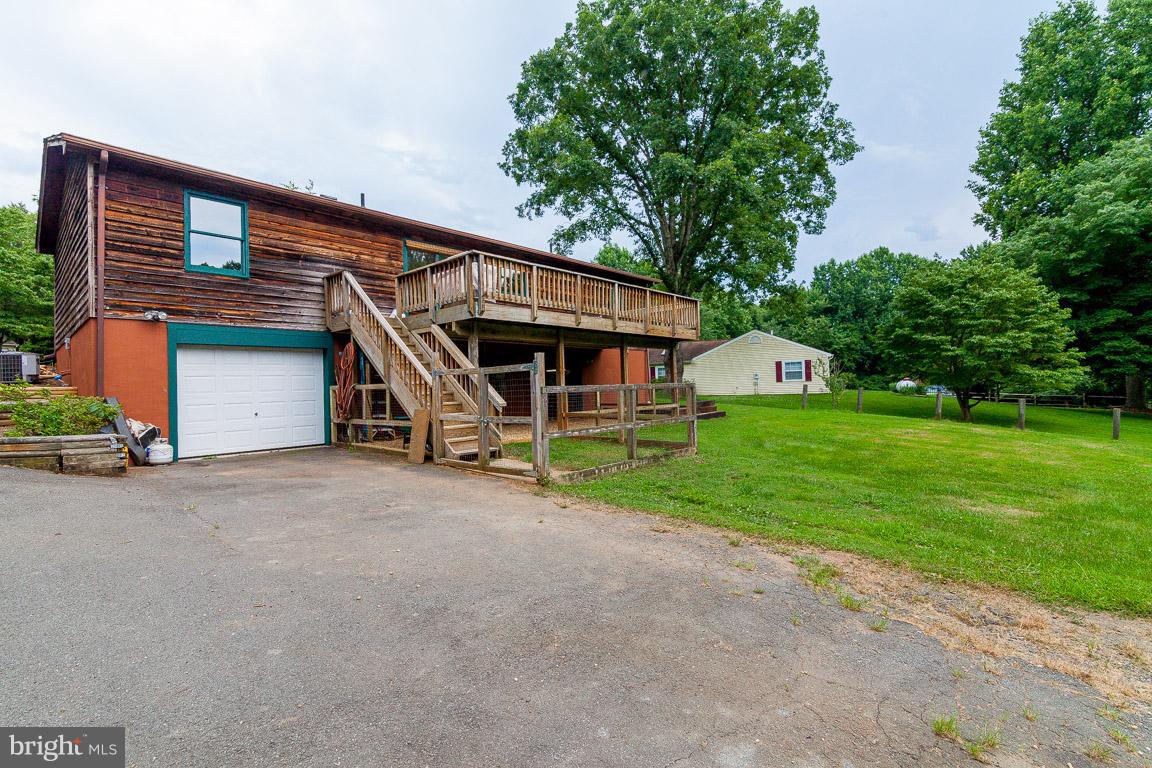 WARRENTON VILLAGE - Residential