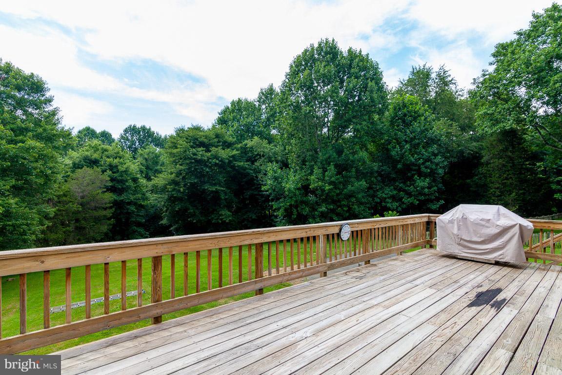 WARRENTON VILLAGE - Residential