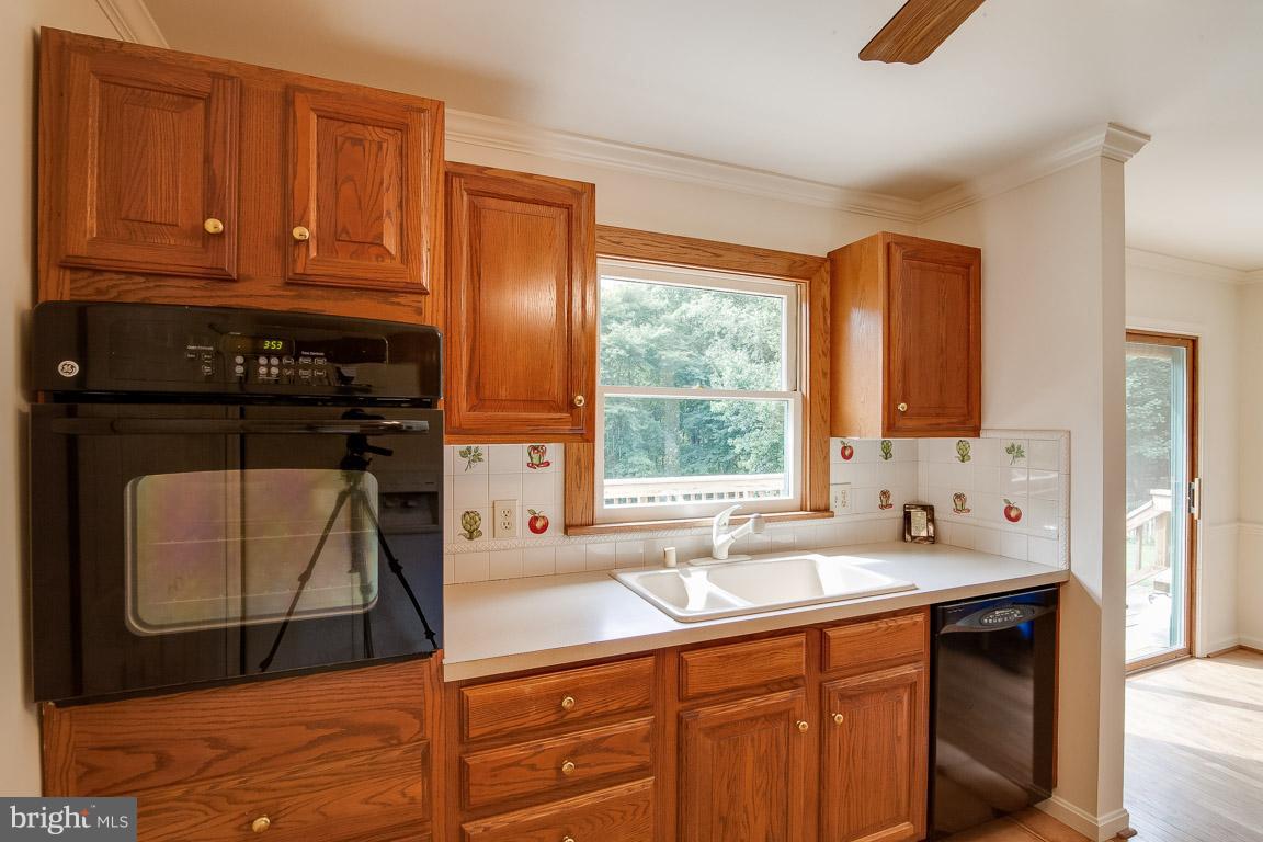 WARRENTON VILLAGE - Residential