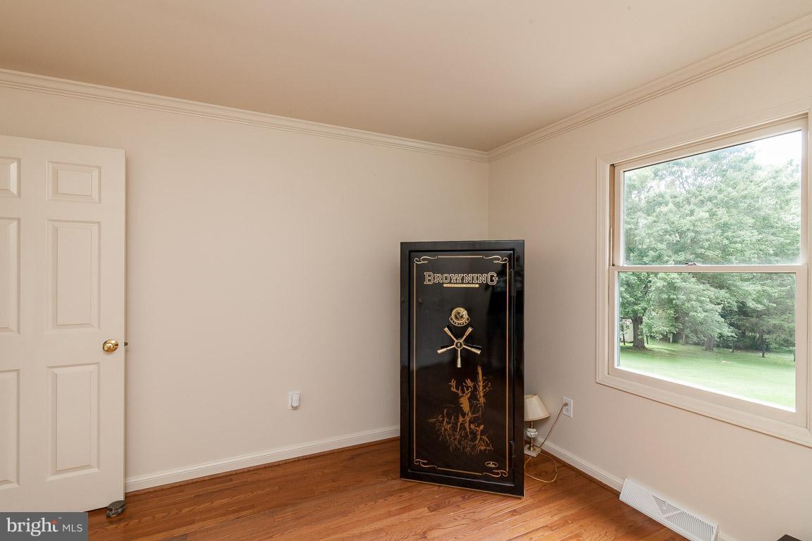 WARRENTON VILLAGE - Residential