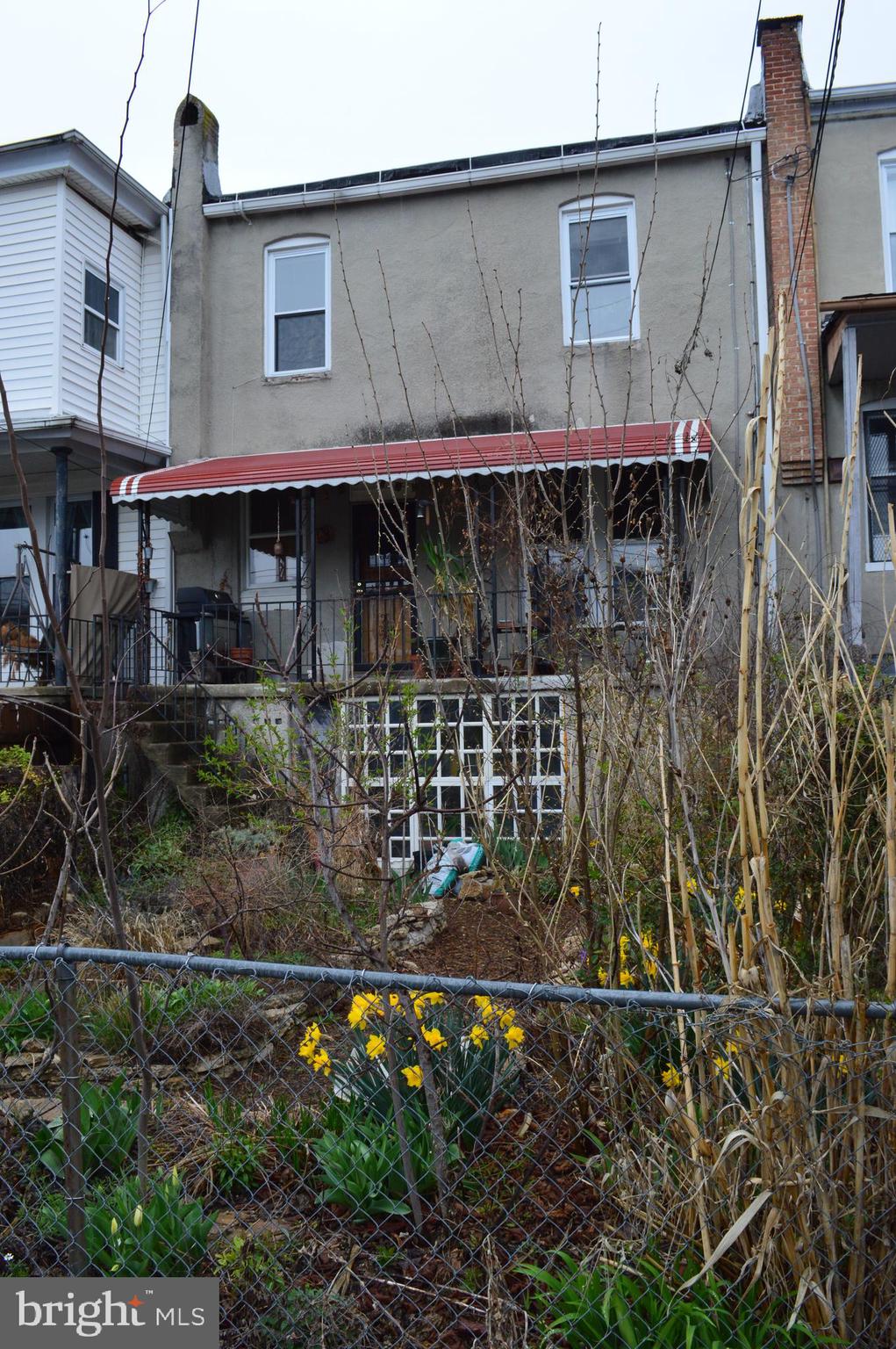 EVERGREEN LAWN - Residential