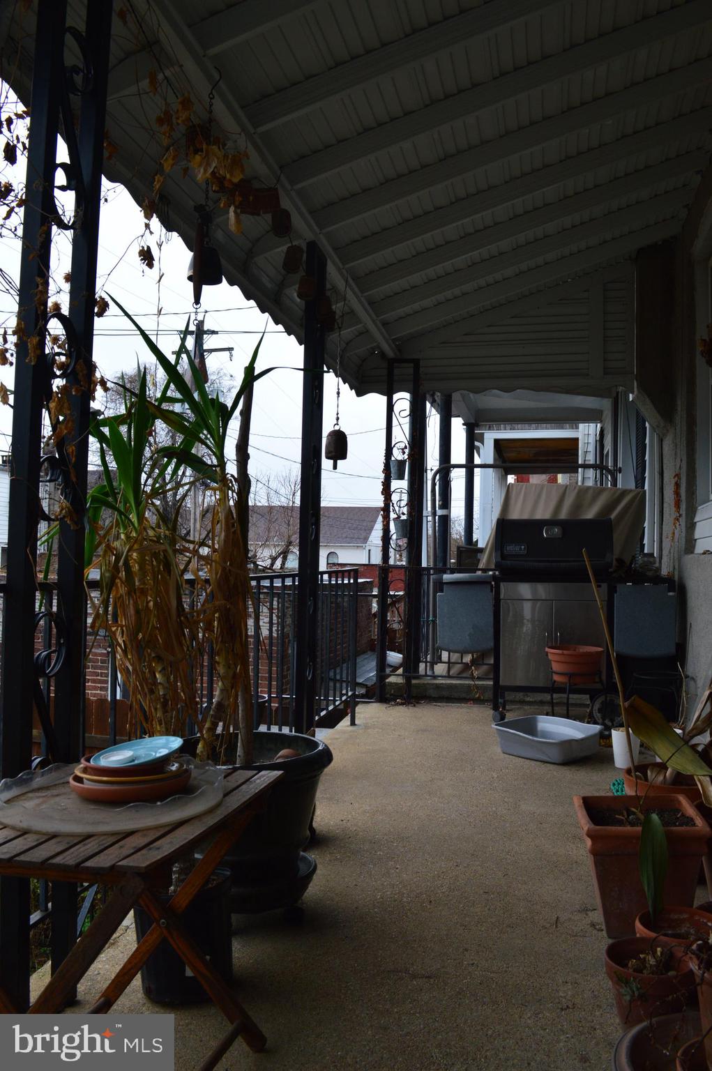 EVERGREEN LAWN - Residential