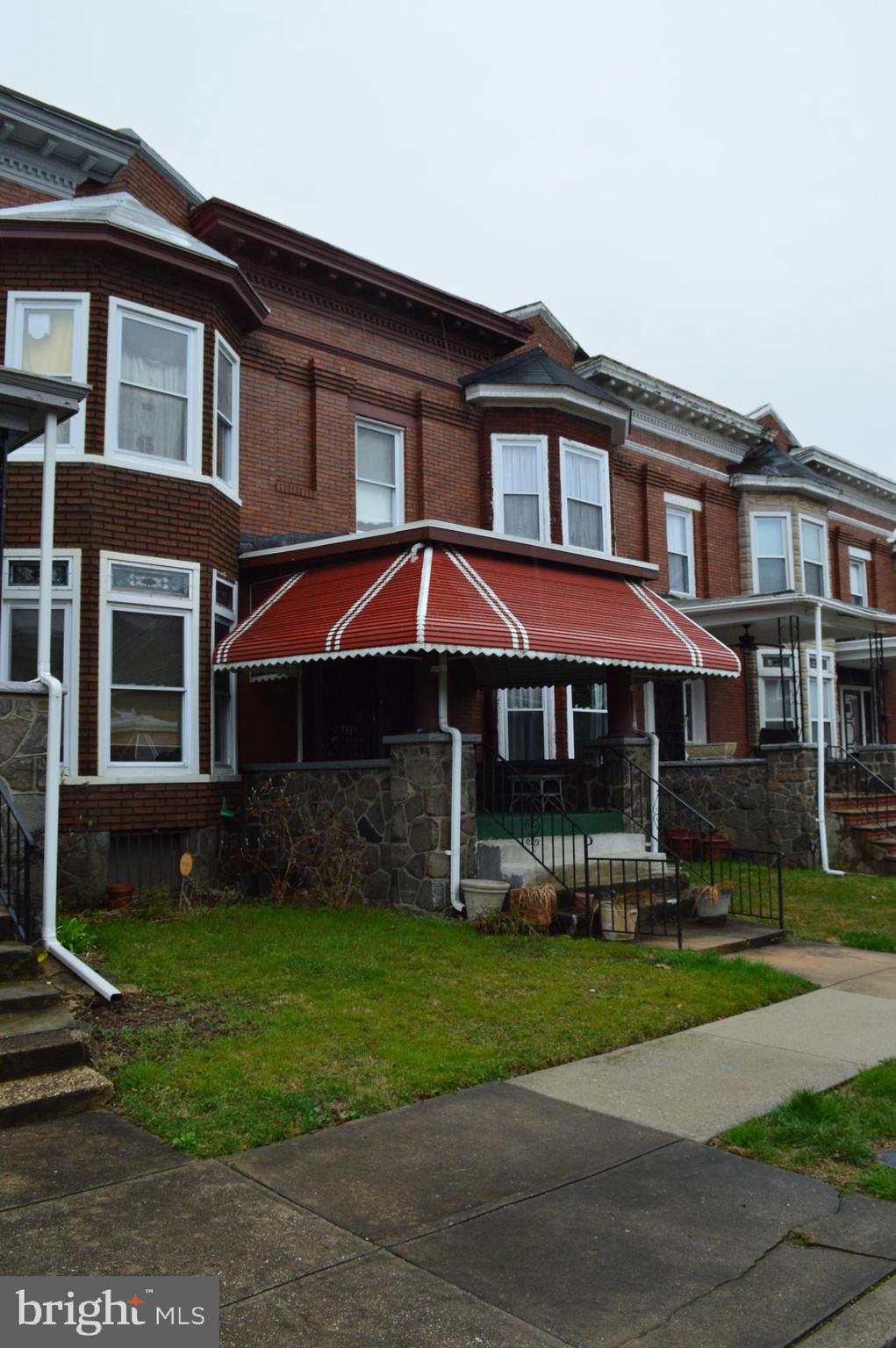 EVERGREEN LAWN - Residential