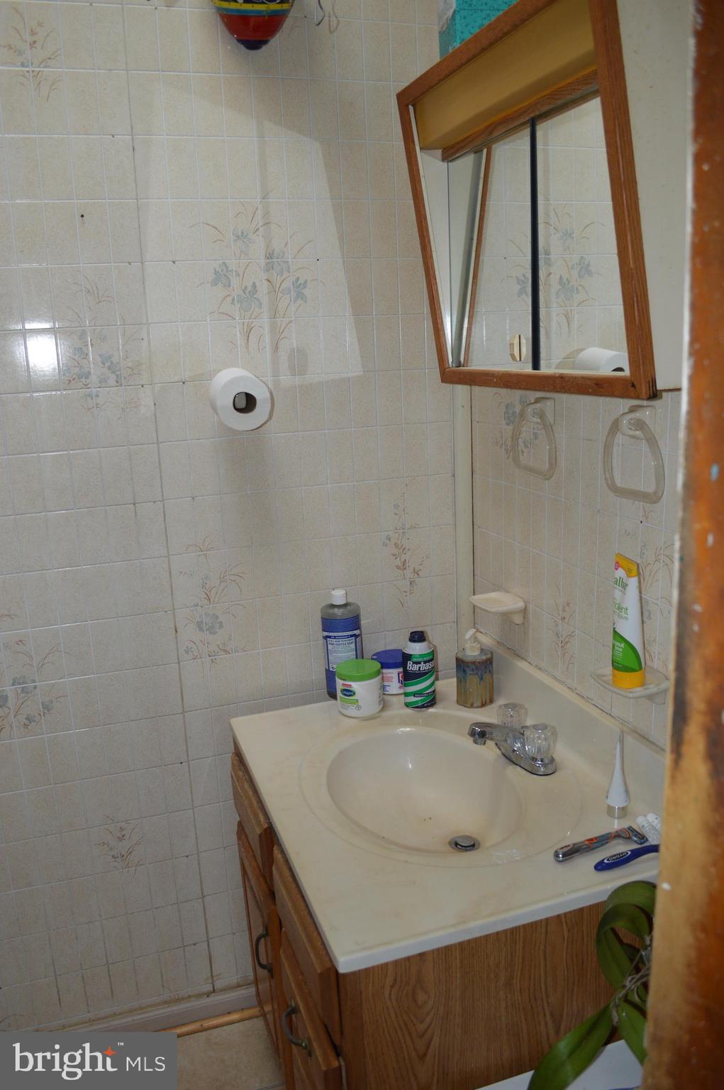 EVERGREEN LAWN - Residential