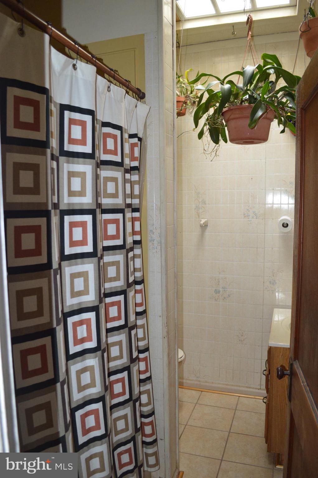 EVERGREEN LAWN - Residential