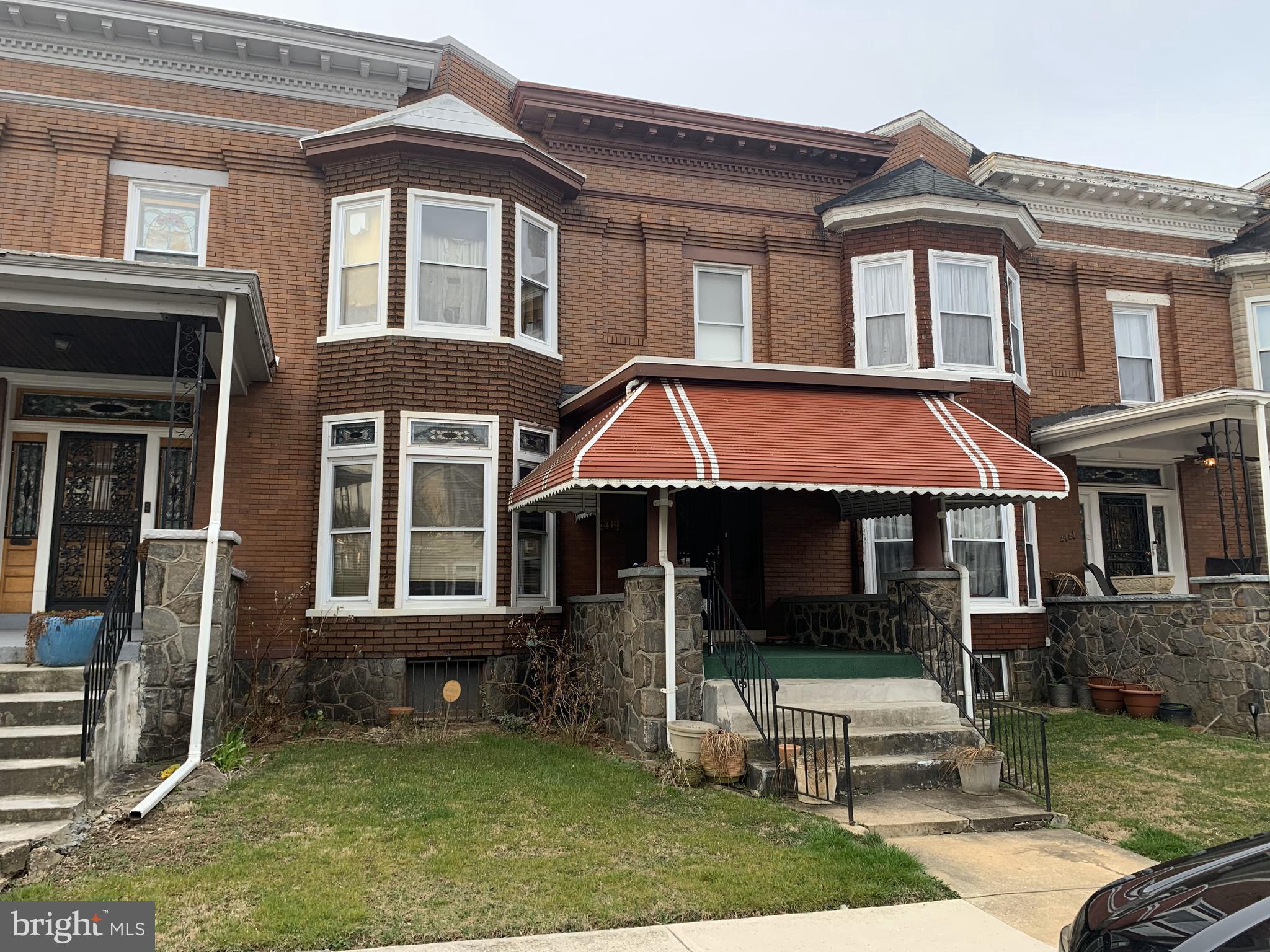 EVERGREEN LAWN - Residential