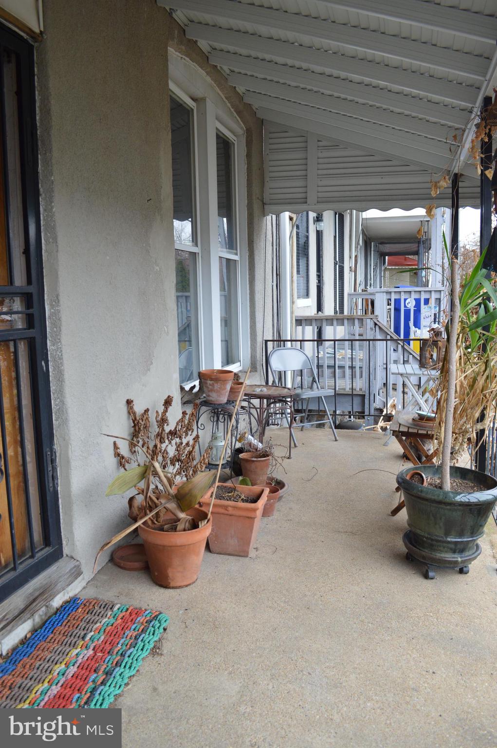 EVERGREEN LAWN - Residential