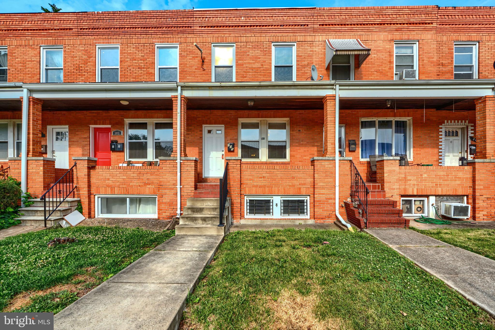 Welcome to 305 Folcroft St – a fantastic duplex offering versatility, charm, and rental potential! This well-maintained property features two separate units, making it an ideal investment opportunity or perfect for multi-generational living. Unit one offers a cozy 1 bedroom, 1 bathroom layout, while unit two offers 2 bedrooms and 1.5 bathrooms, providing ample space and comfort. Both units boast beautiful hardwood floors throughout, lending warmth and character to every room. Whether you're looking to live in one unit and rent the other or expand your real estate portfolio, this property is full of possibilities. Conveniently located within walking distance to Bayview Hospital and Greektown, 305 Folcroft St is ready to welcome its next owner!