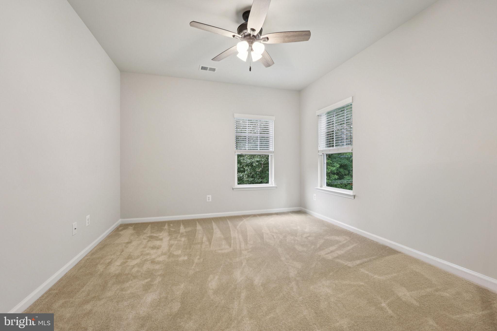 POTOMAC SHORES - Residential