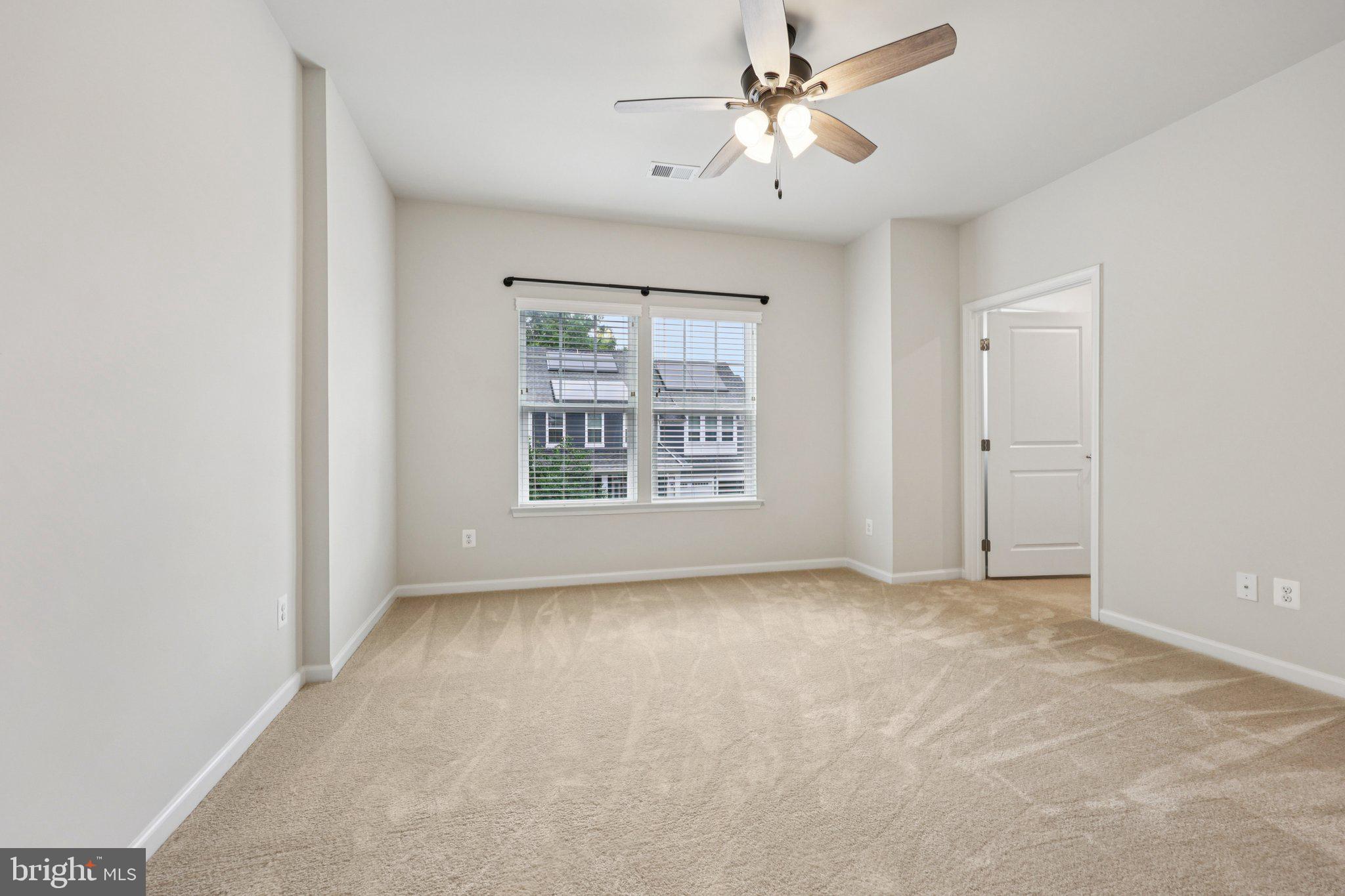 POTOMAC SHORES - Residential