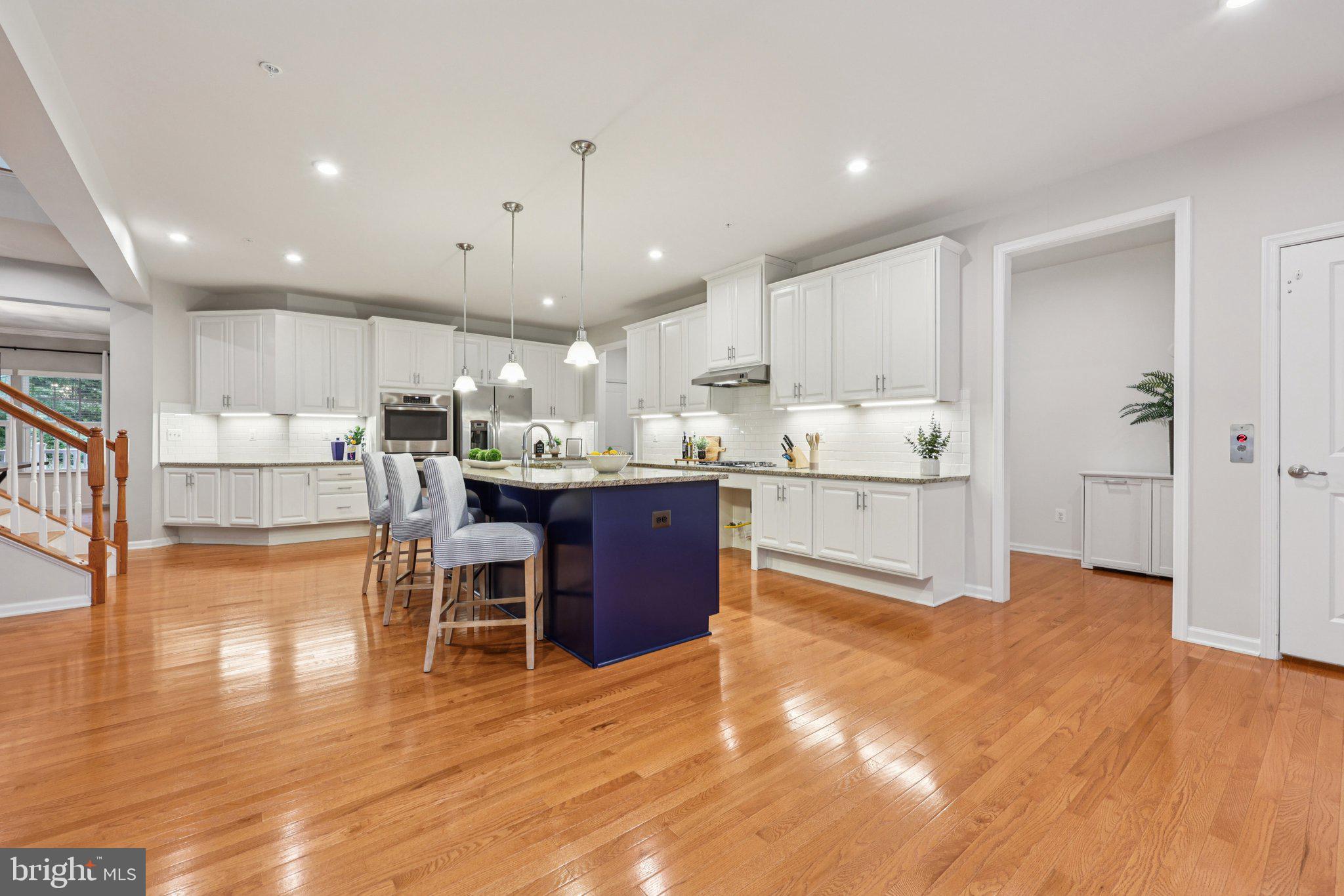 POTOMAC SHORES - Residential