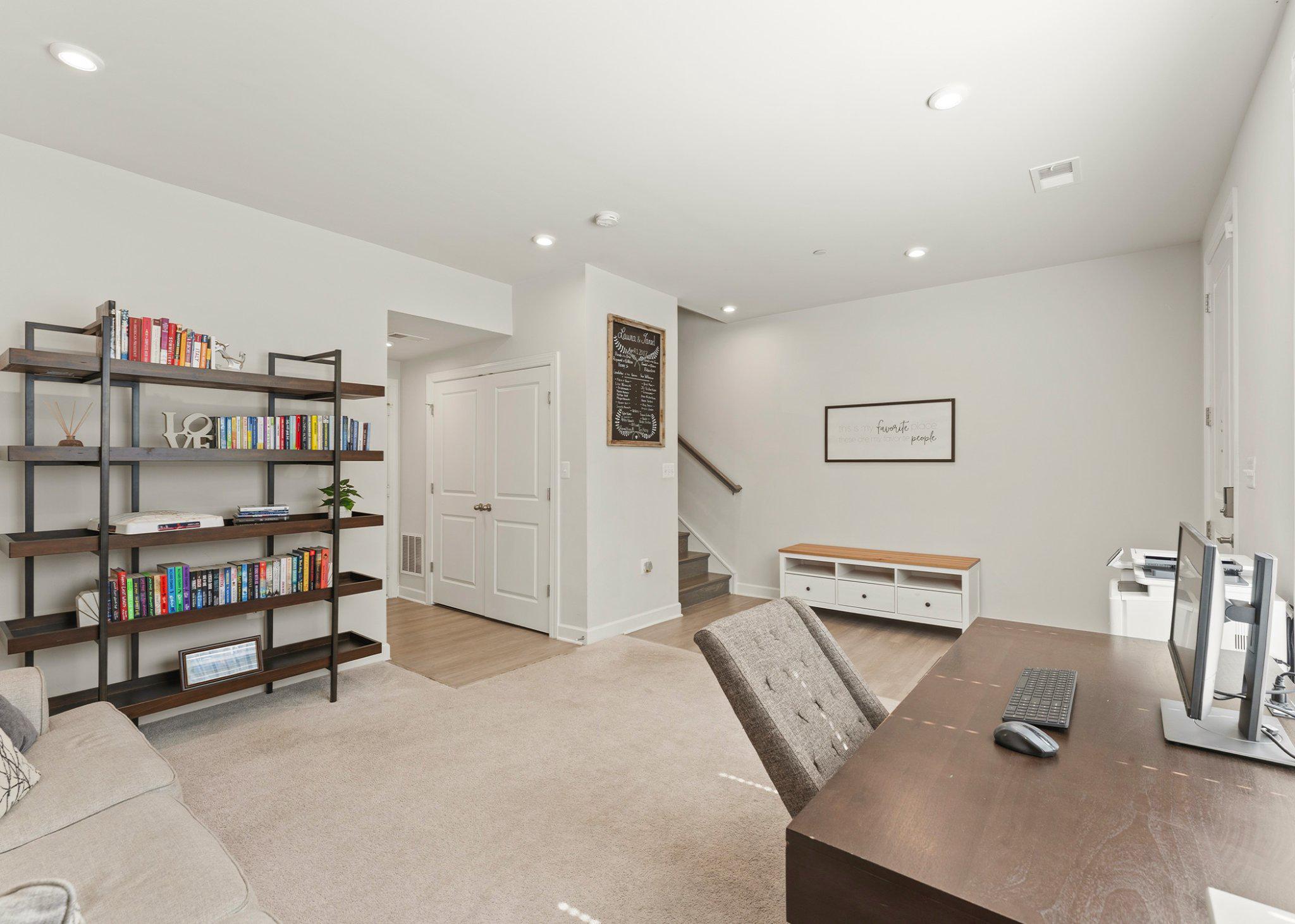 2841 HOKIE LANE