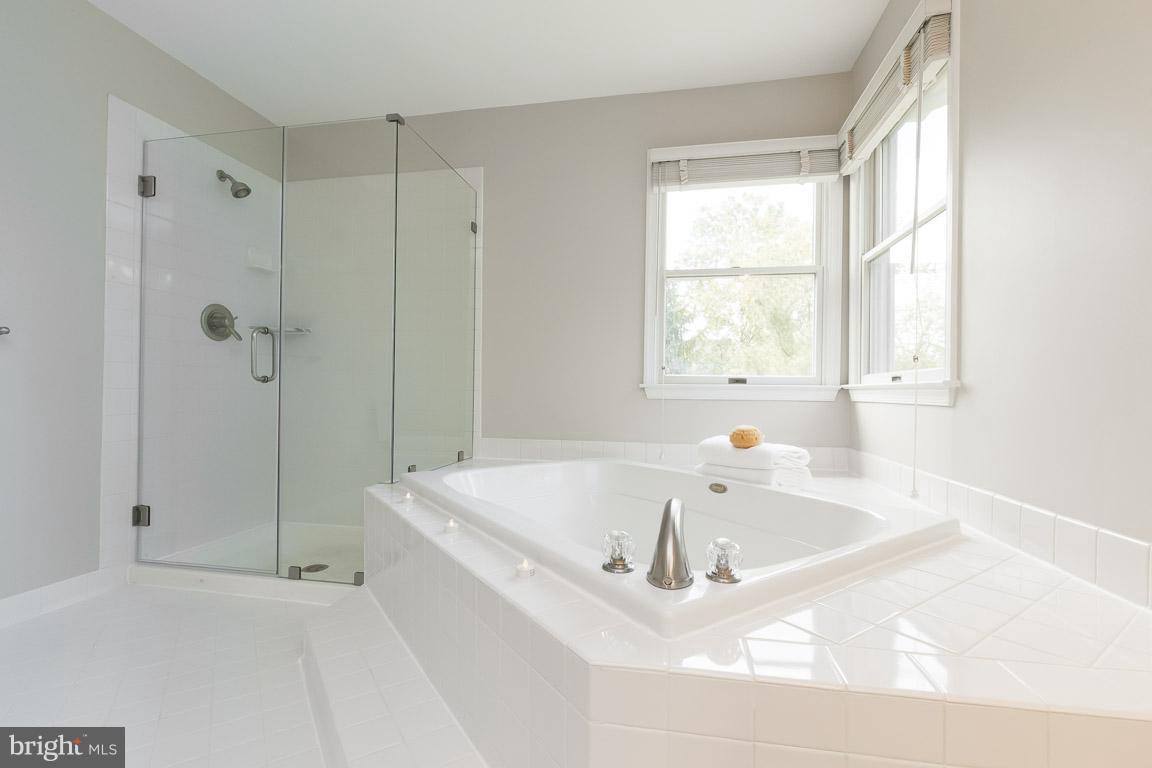 PLEASANT HILL - Residential