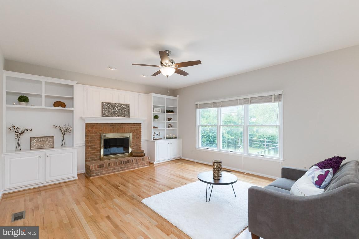 PLEASANT HILL - Residential