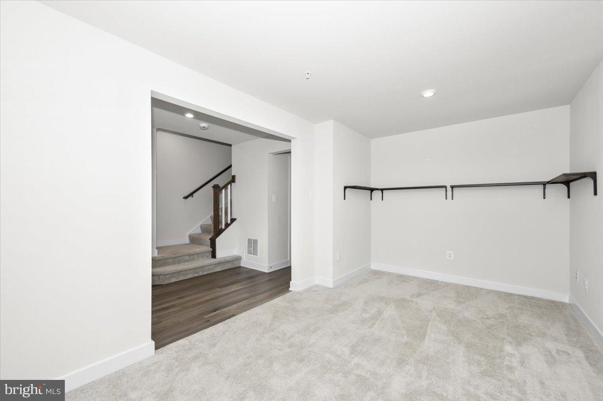 JEFFERSON PLACE - Residential Lease