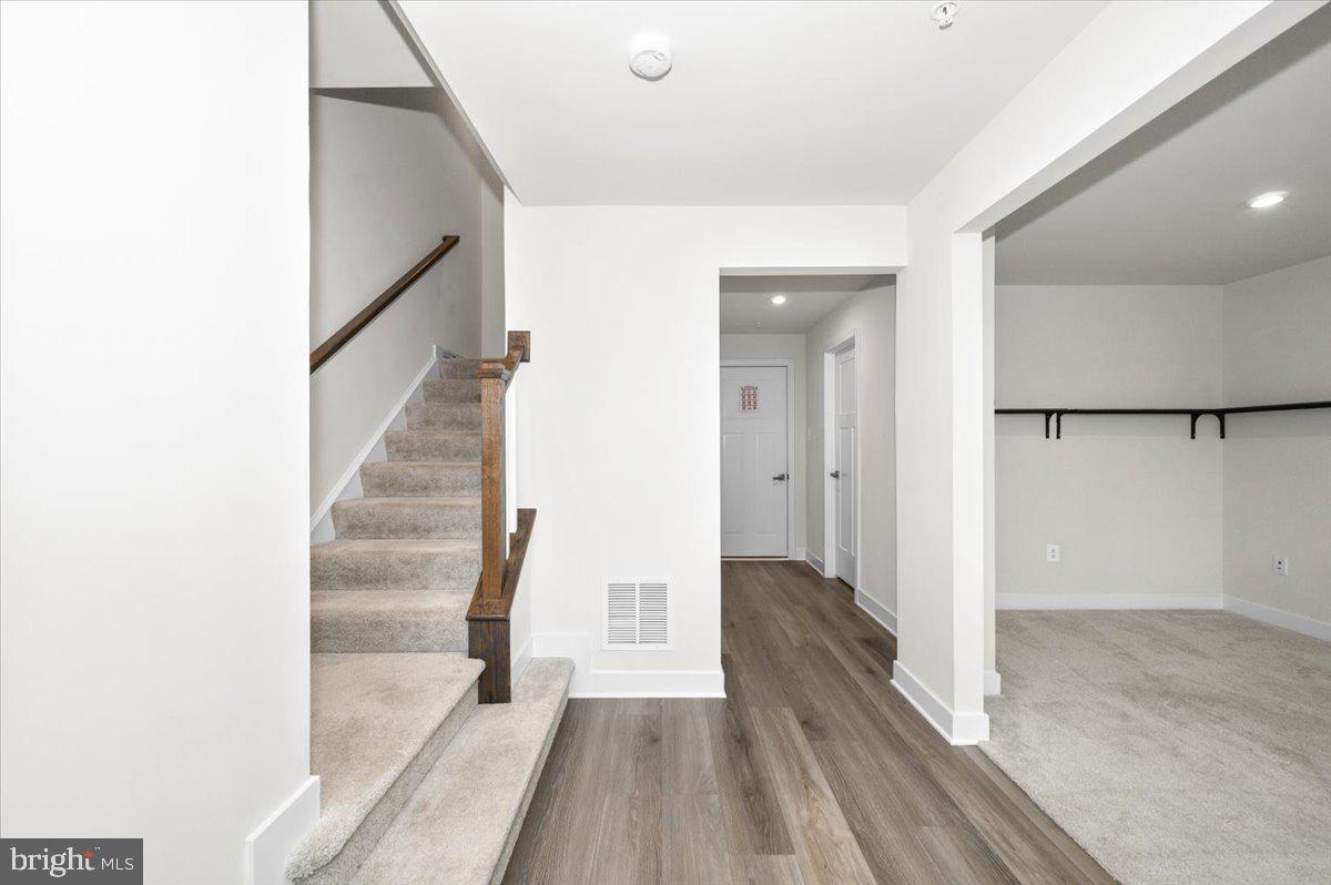 JEFFERSON PLACE - Residential Lease