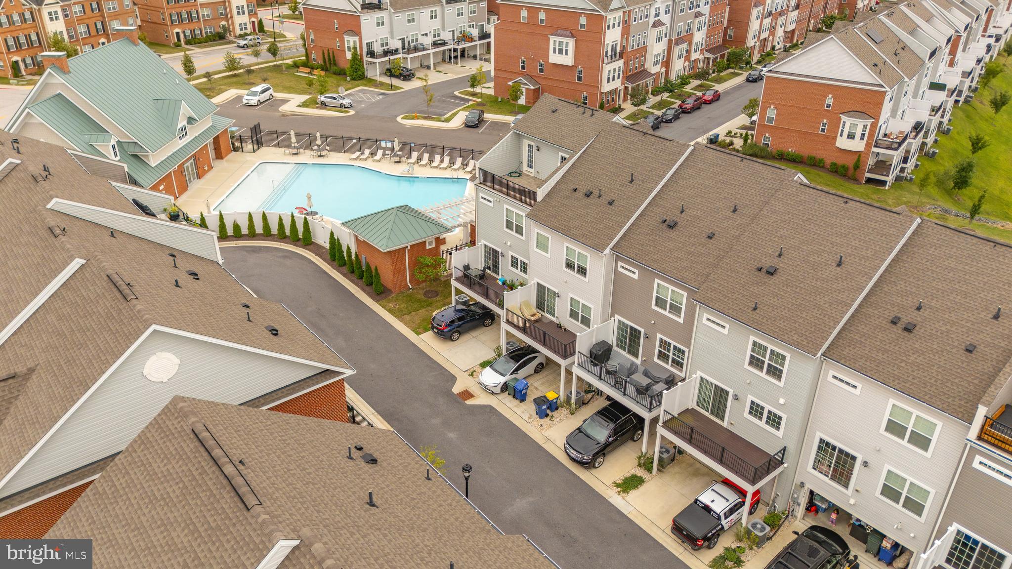 BLUE STREAM - Residential