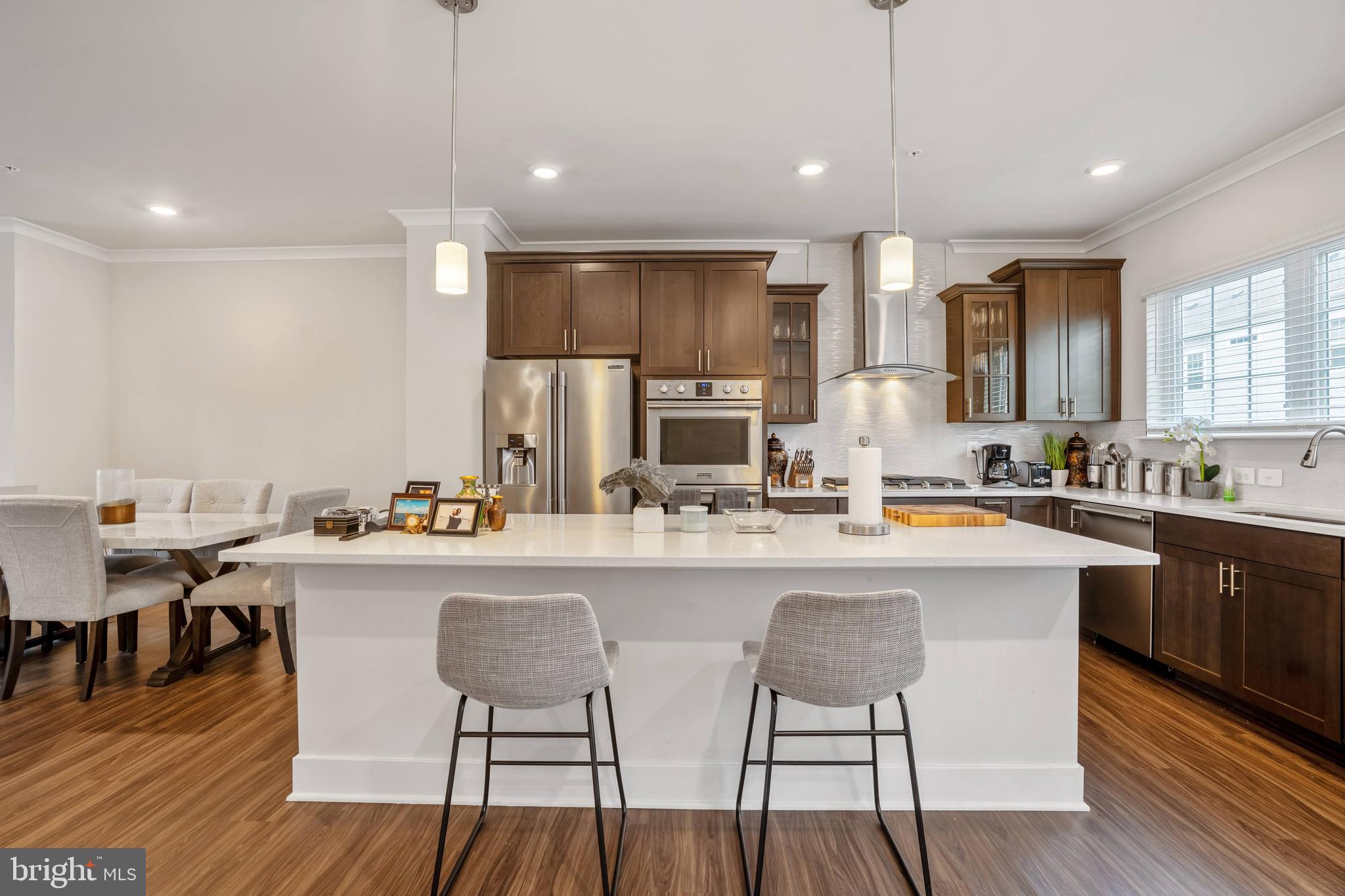 BLUE STREAM - Residential