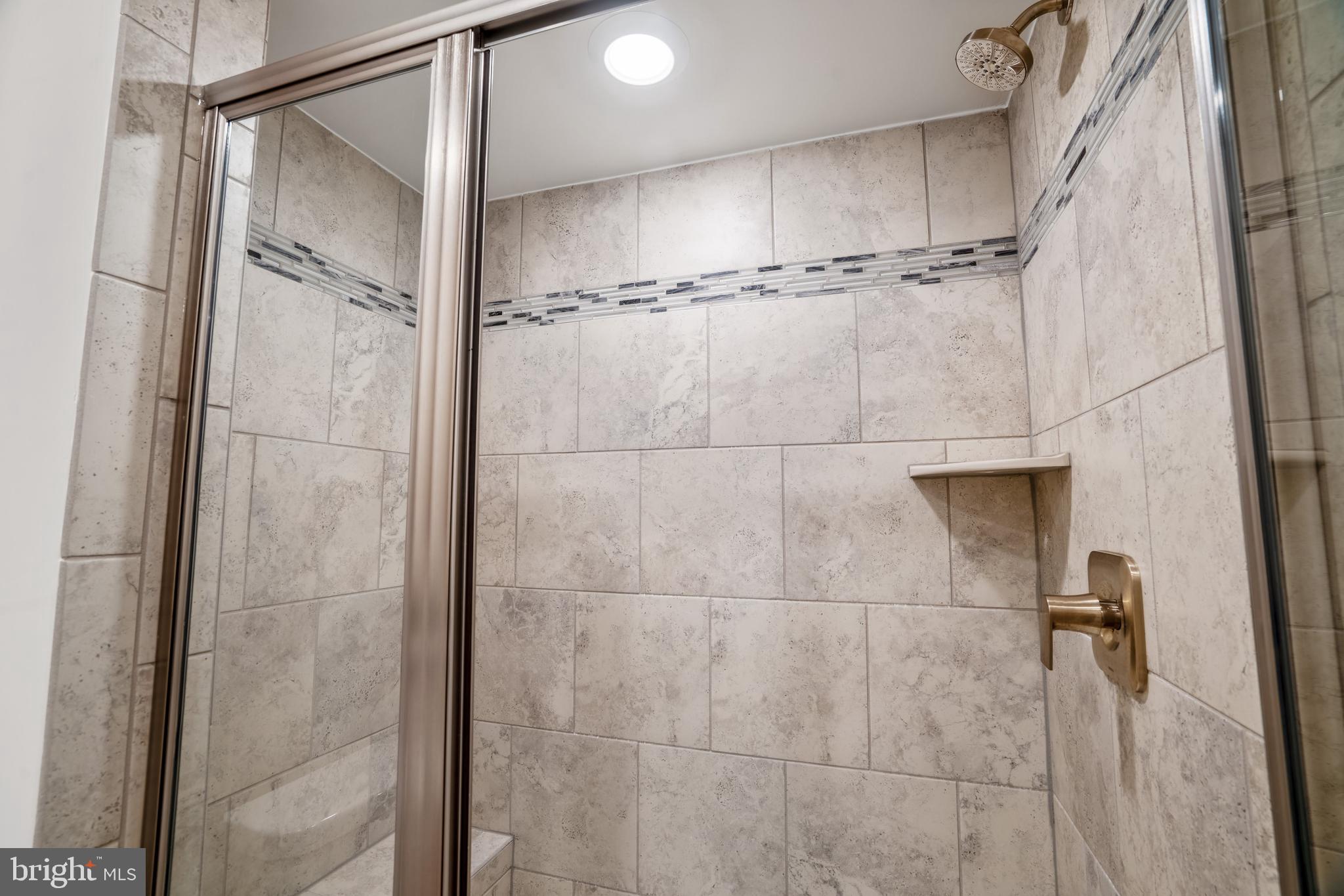 BLUE STREAM - Residential