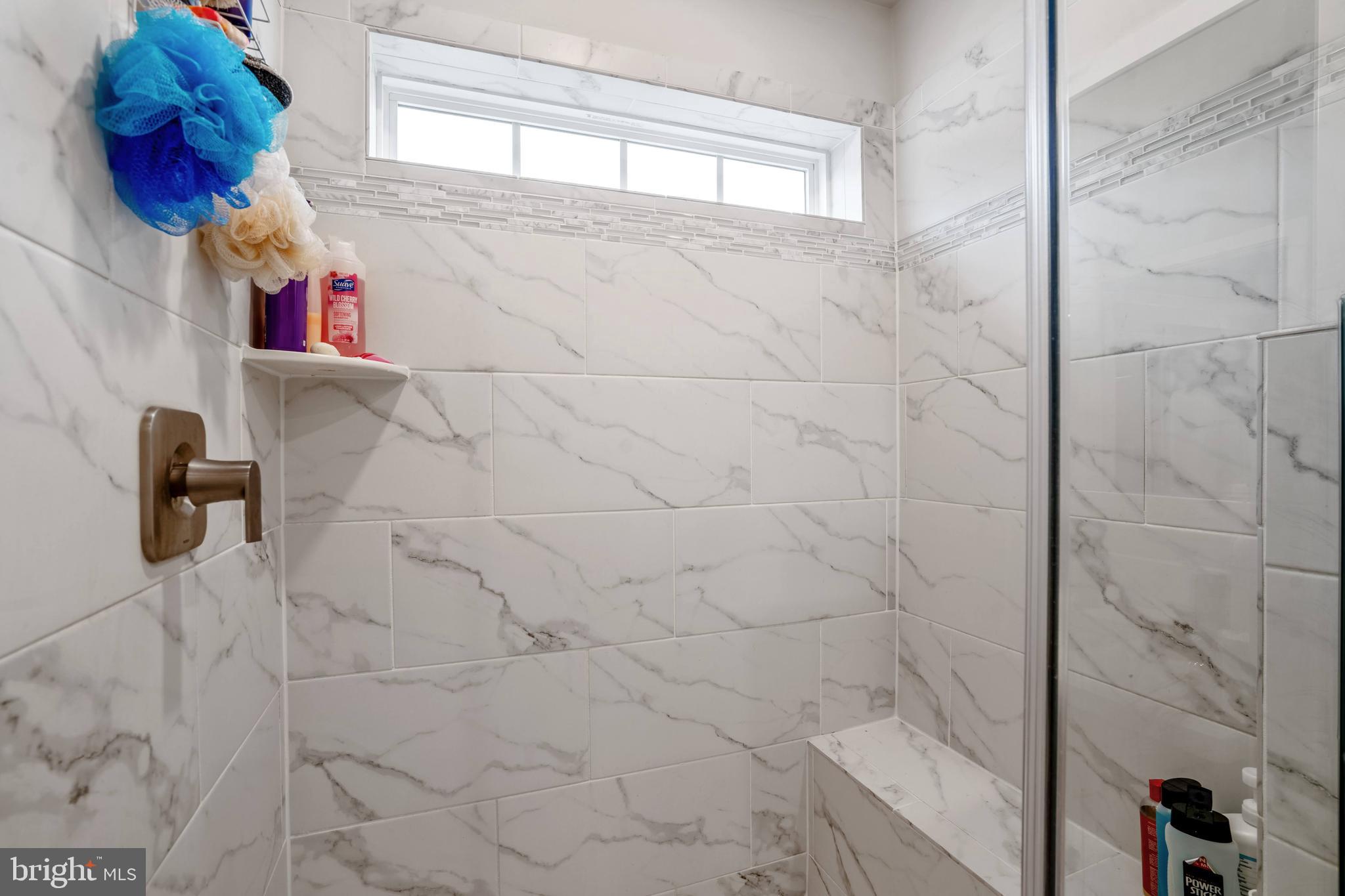 BLUE STREAM - Residential