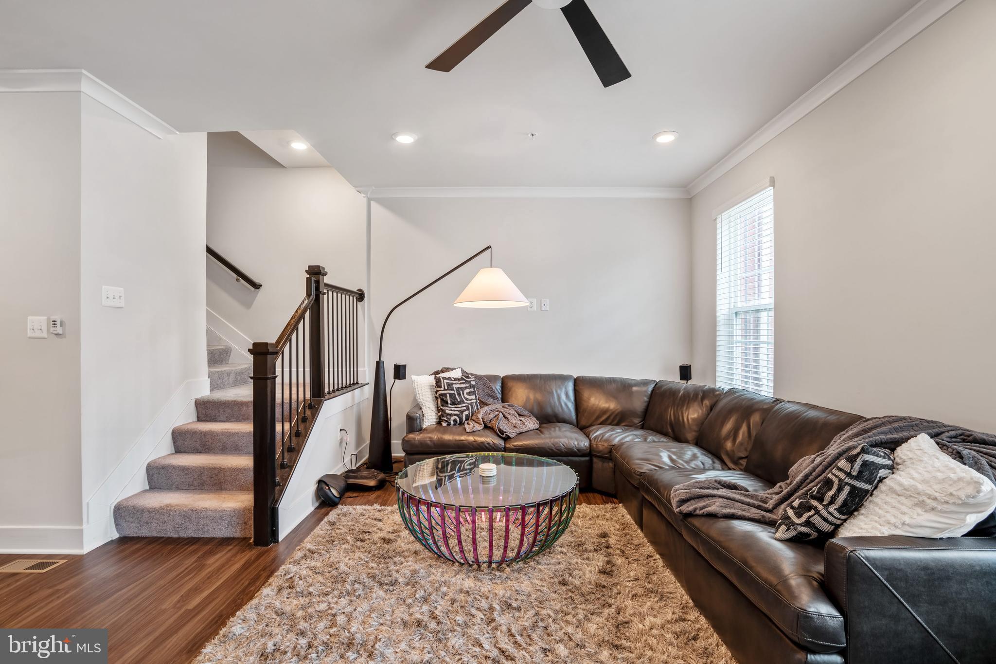 BLUE STREAM - Residential