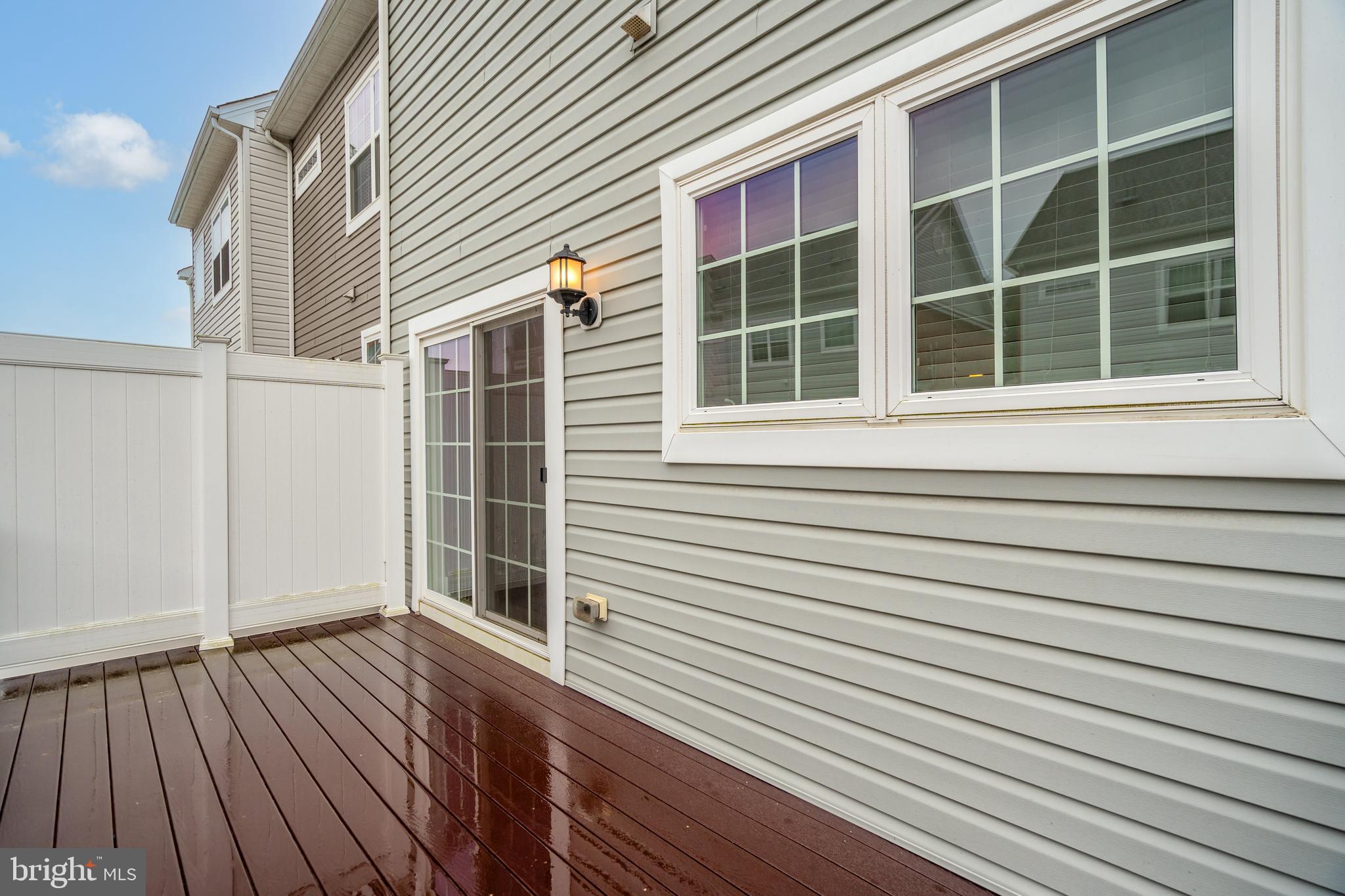 BLUE STREAM - Residential