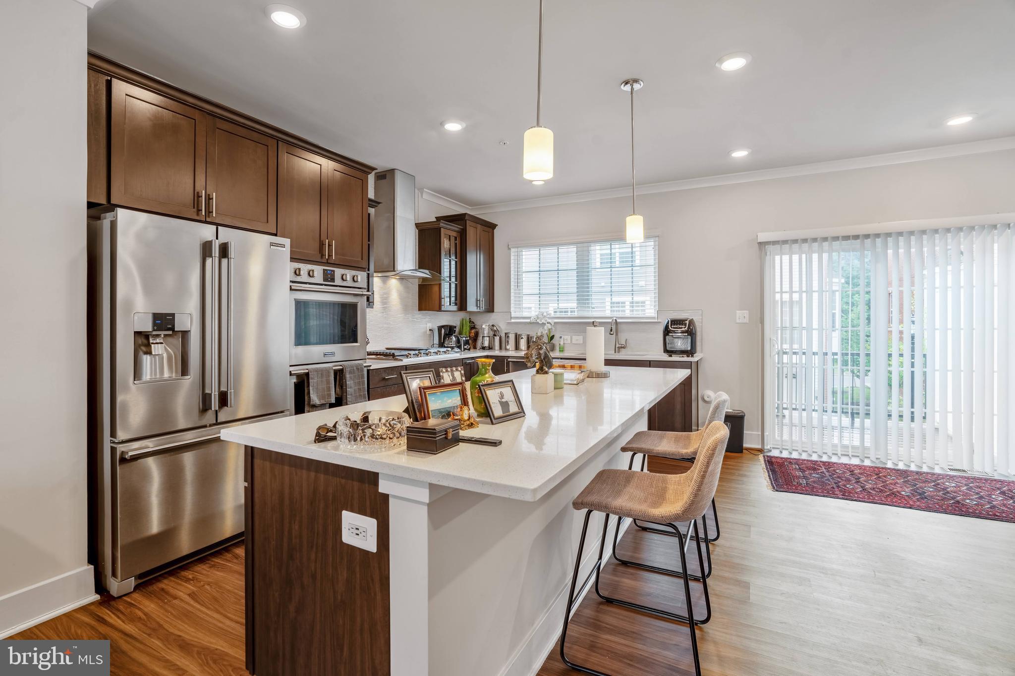 BLUE STREAM - Residential