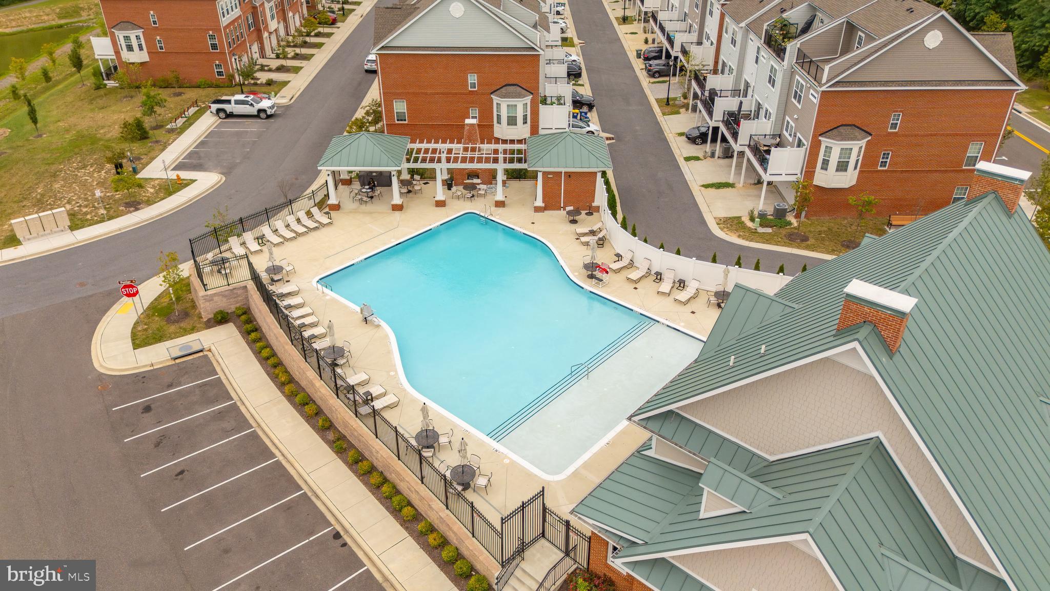 BLUE STREAM - Residential