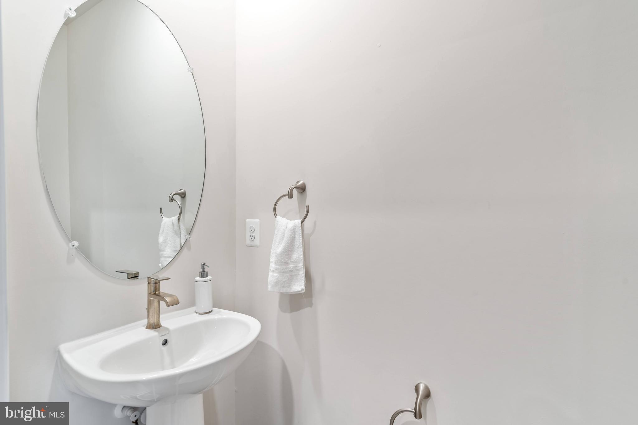 BLUE STREAM - Residential