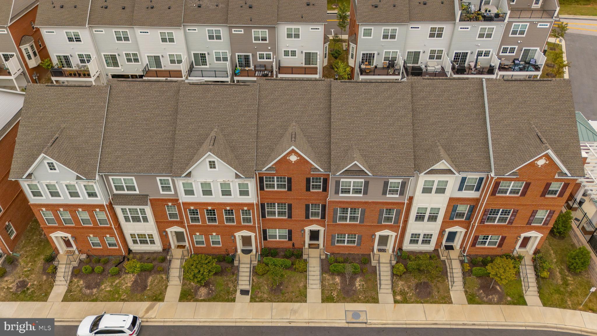 BLUE STREAM - Residential