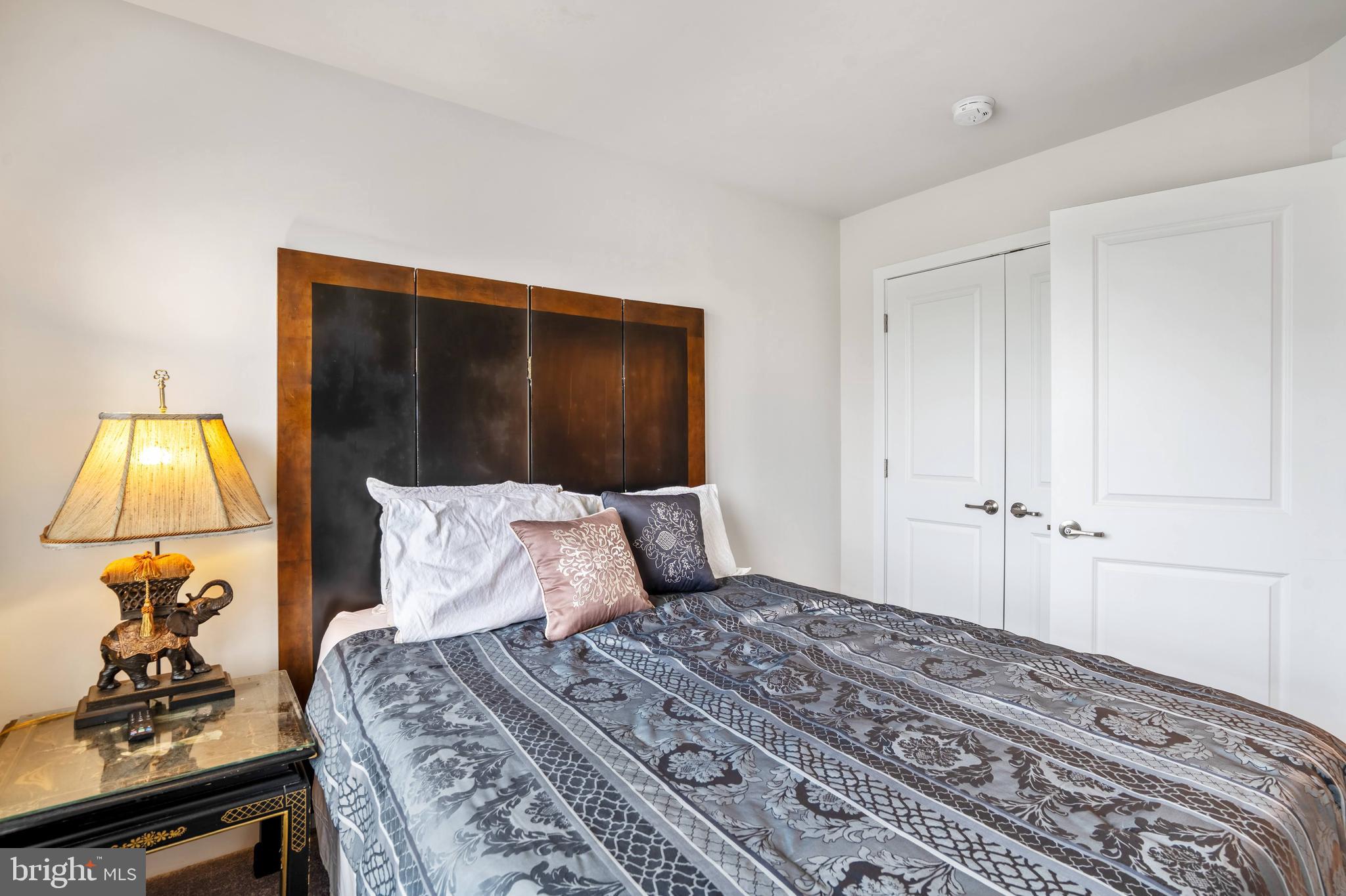 BLUE STREAM - Residential