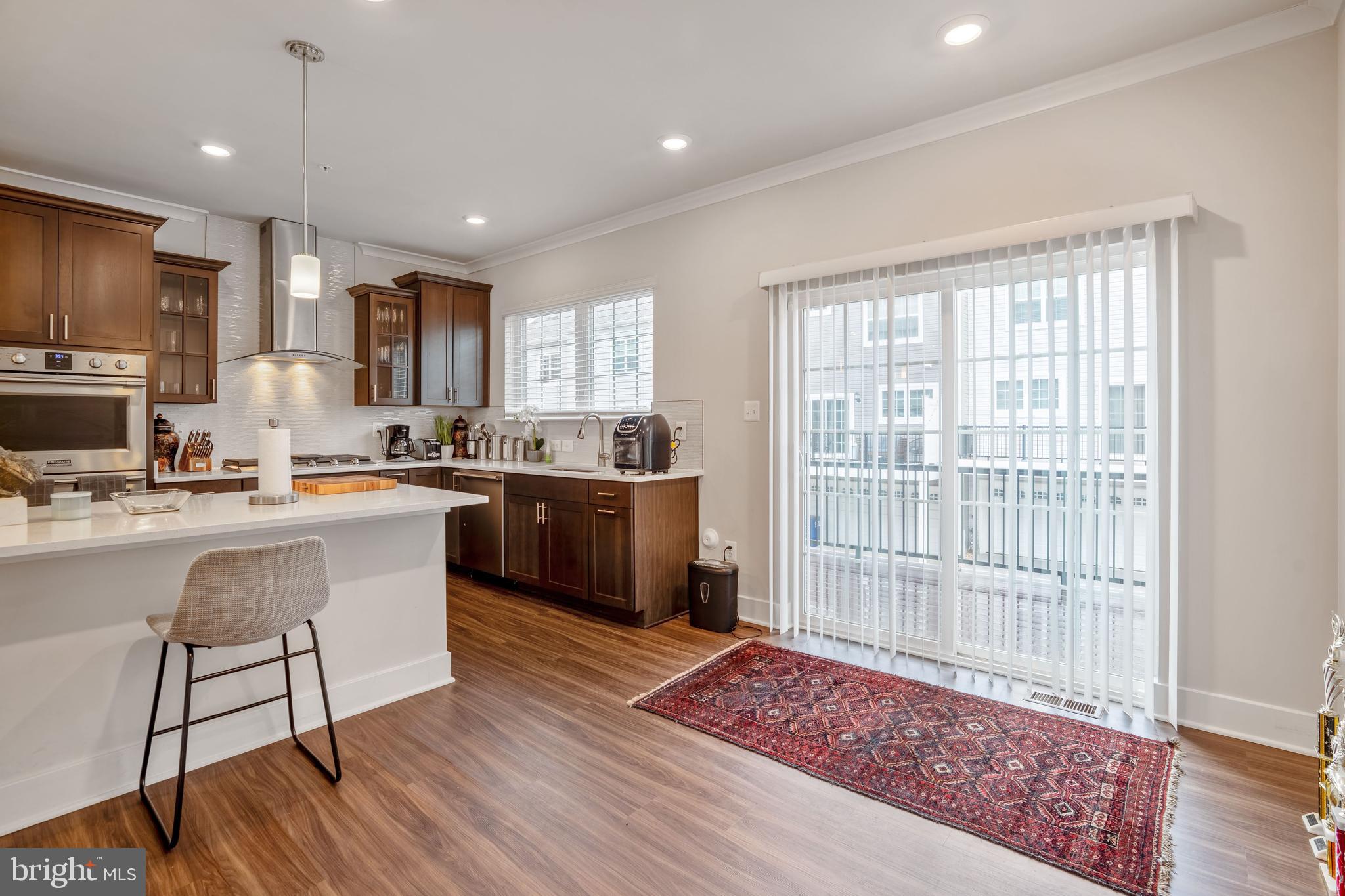 BLUE STREAM - Residential