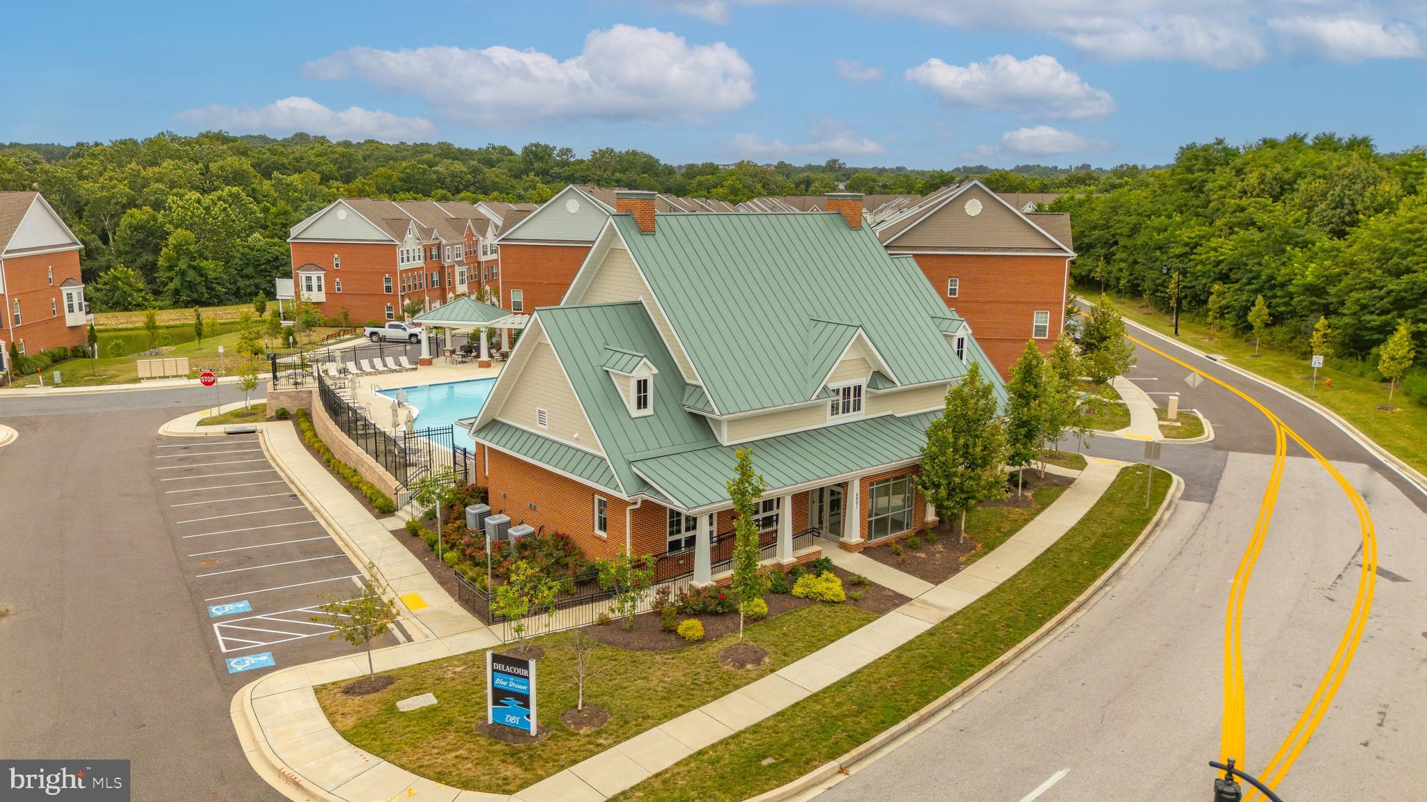 BLUE STREAM - Residential