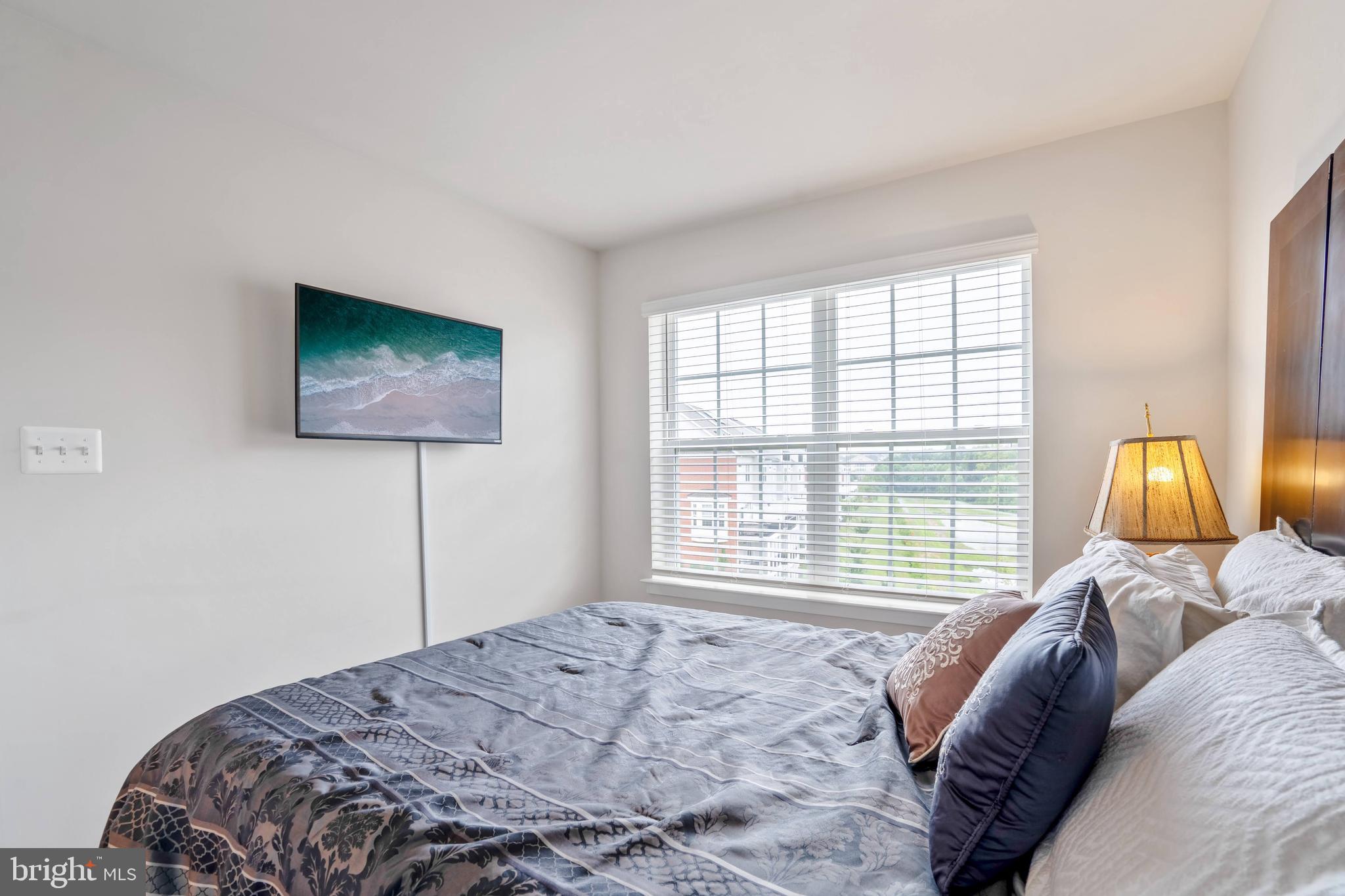 BLUE STREAM - Residential