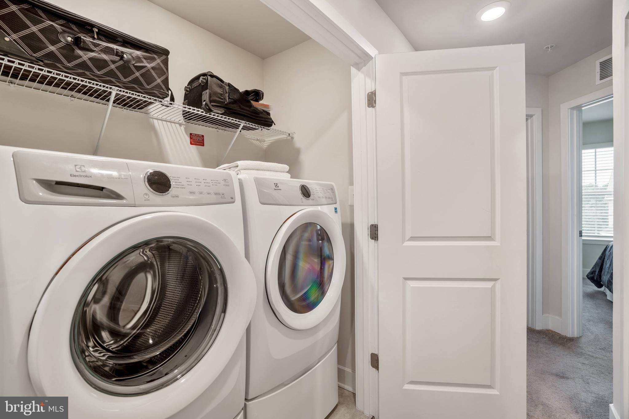 BLUE STREAM - Residential