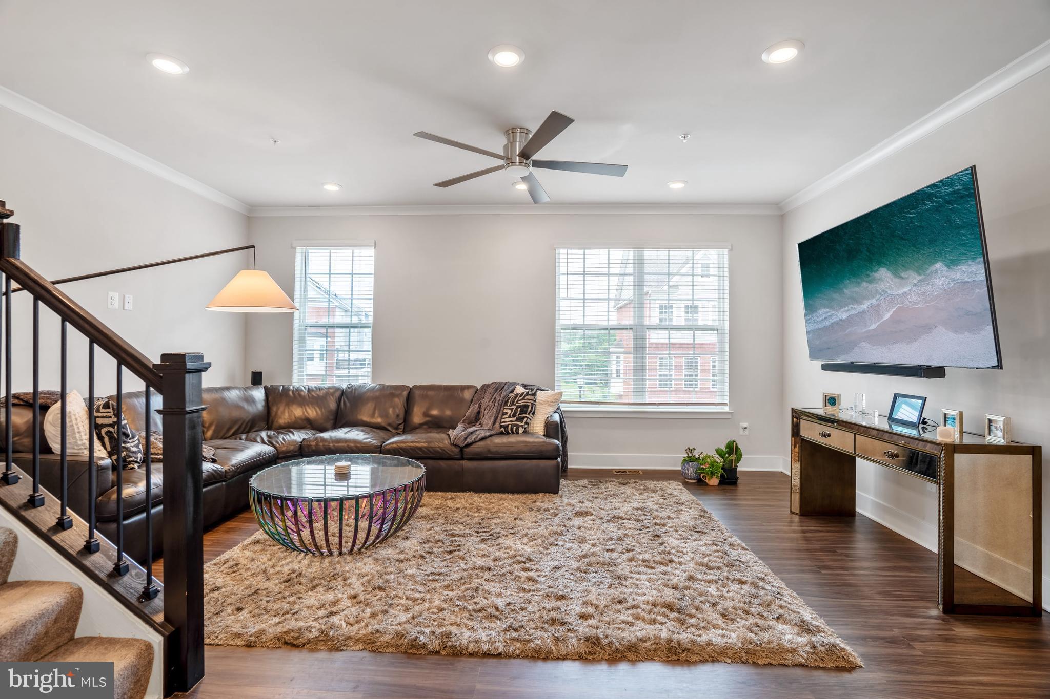 BLUE STREAM - Residential