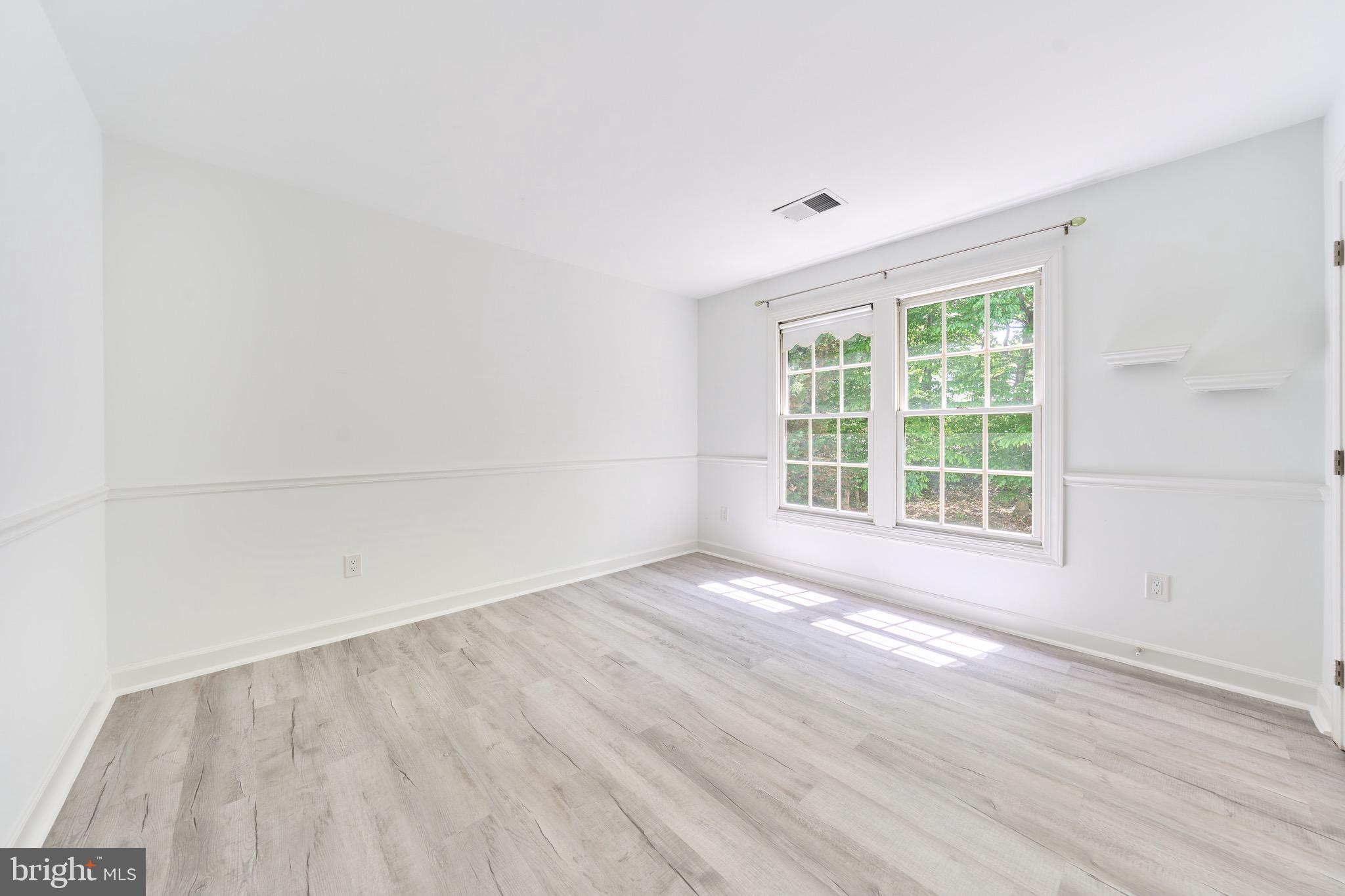 POTOMAC LAKES - Residential