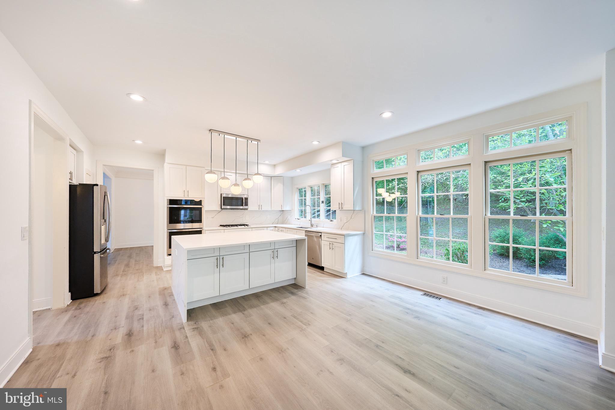 POTOMAC LAKES - Residential