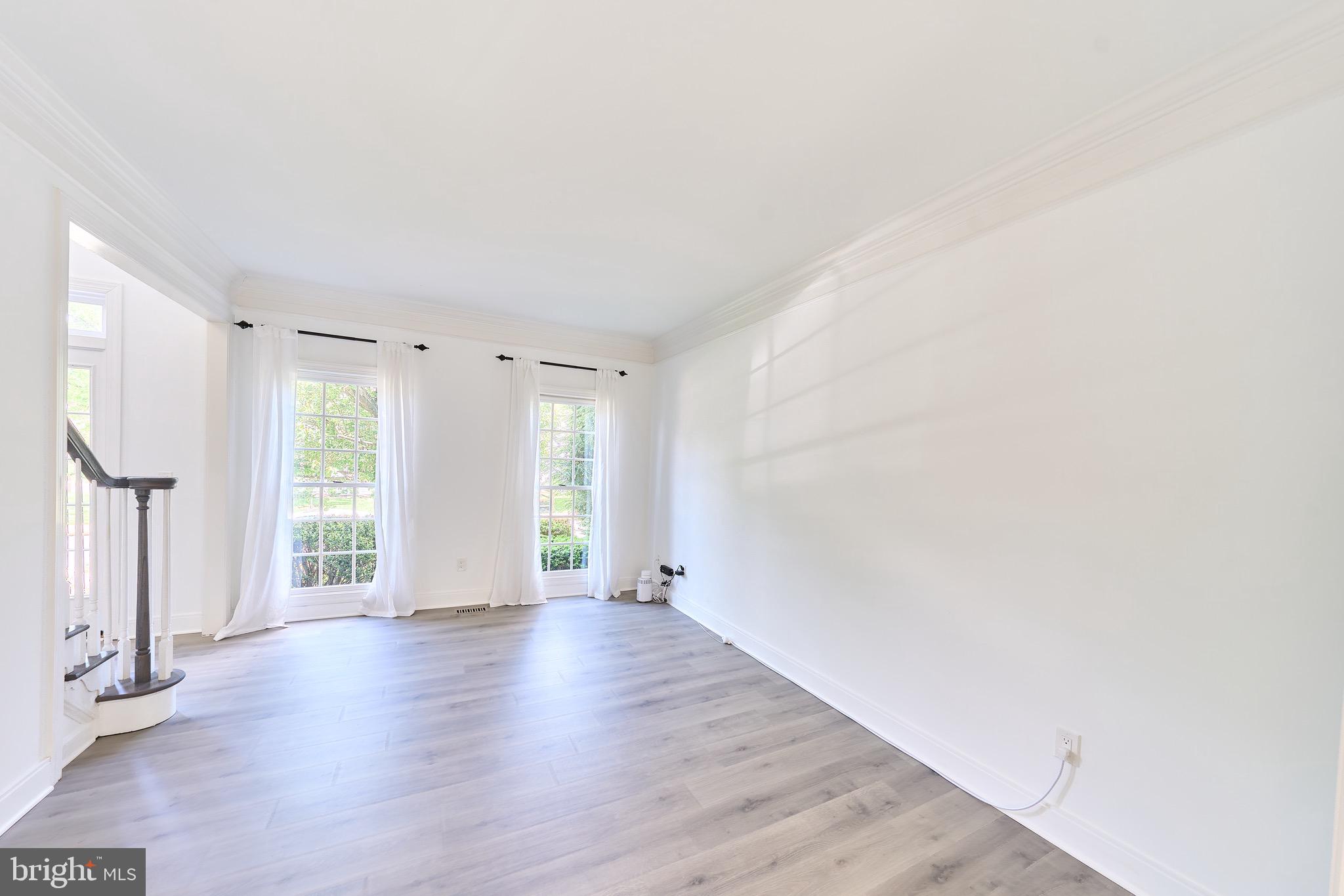 POTOMAC LAKES - Residential