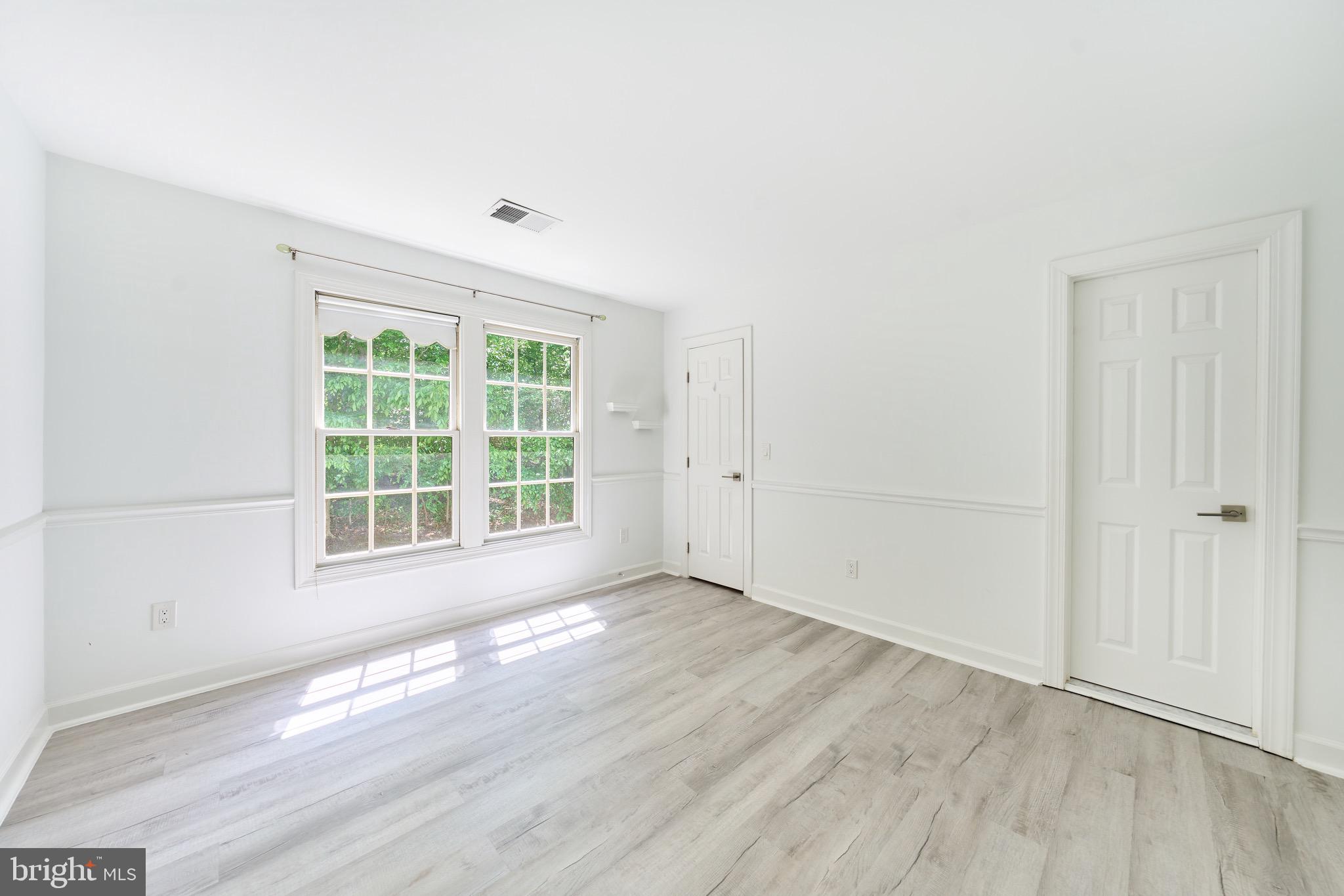 POTOMAC LAKES - Residential