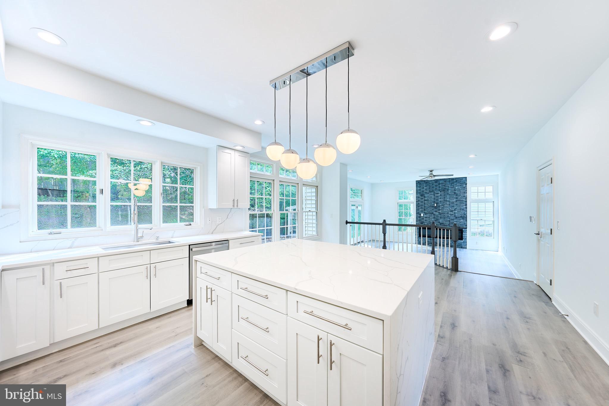 POTOMAC LAKES - Residential