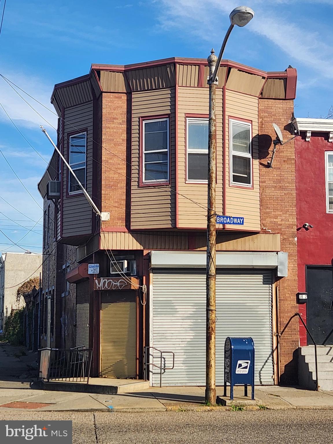 1400 S BROADWAY